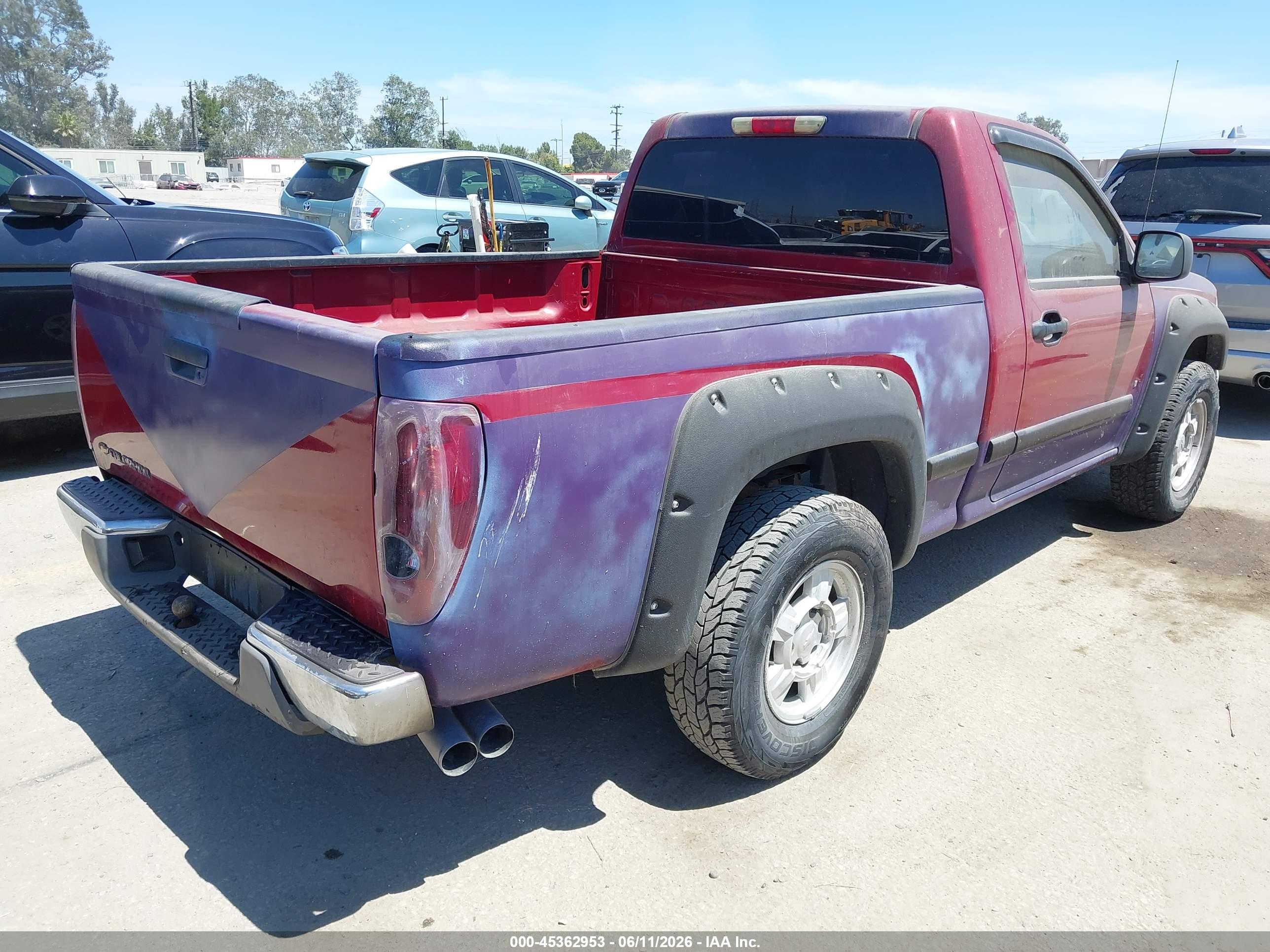 CHEVROLET COLORADO image 4