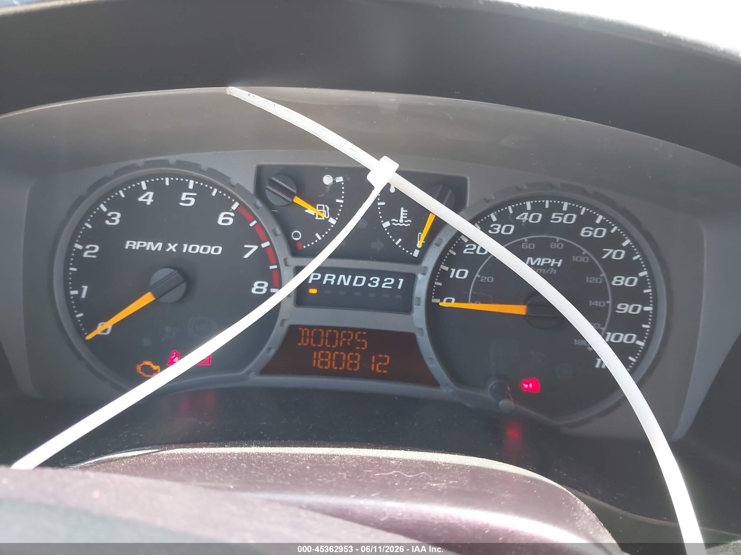 CHEVROLET COLORADO image 7