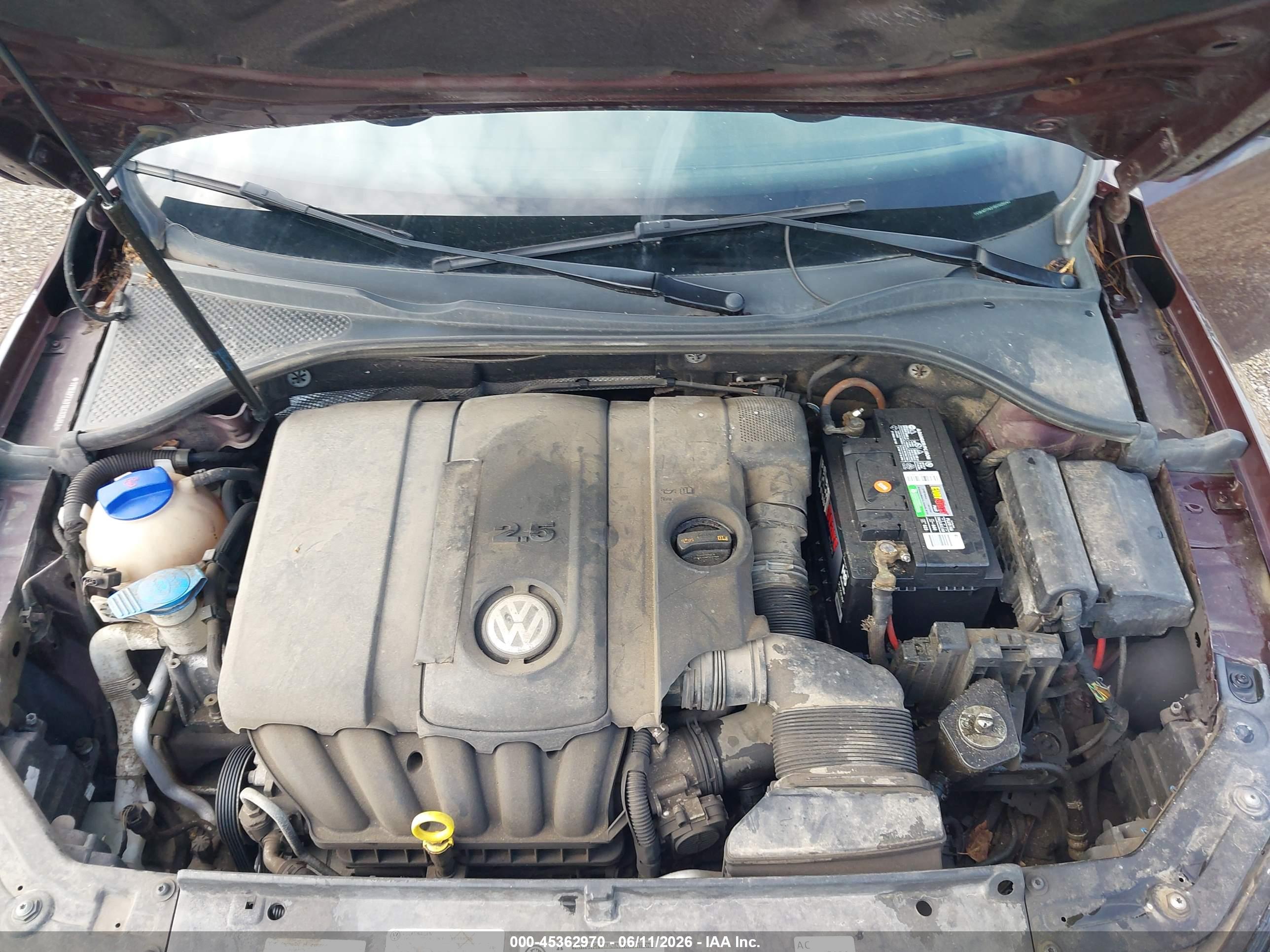 VOLKSWAGEN PASSAT image 10