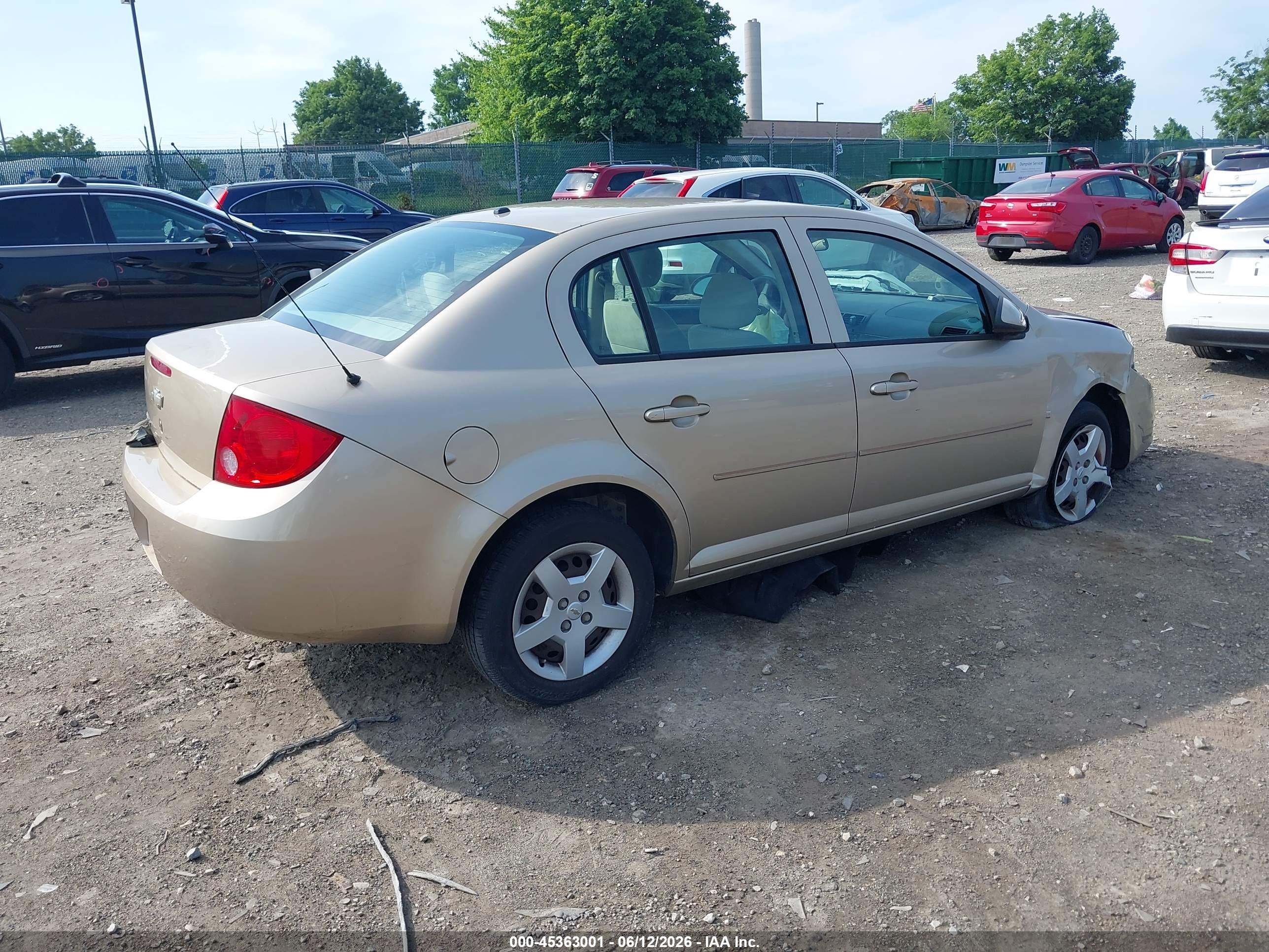 CHEVROLET COBALT image 4