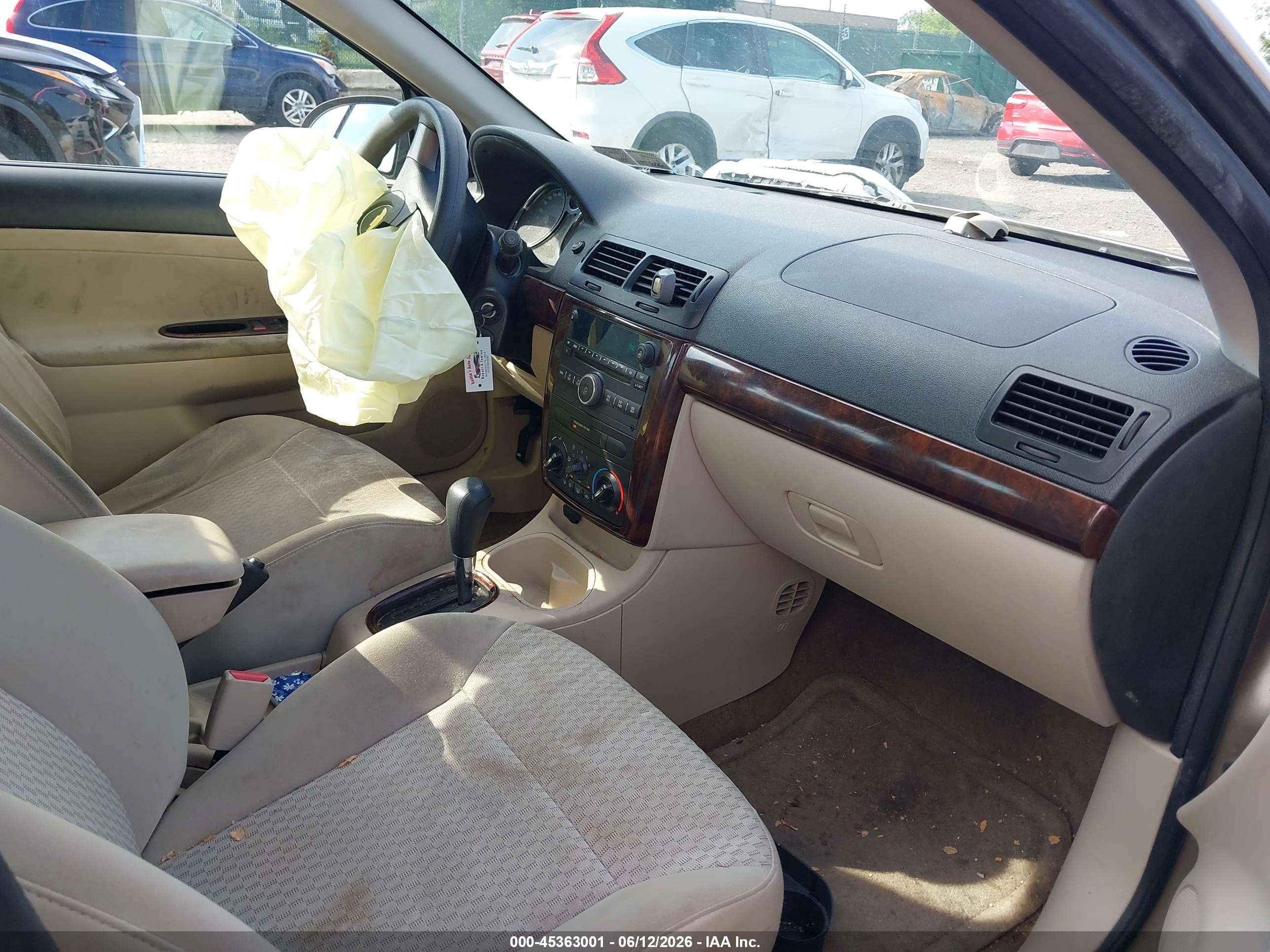 CHEVROLET COBALT image 5