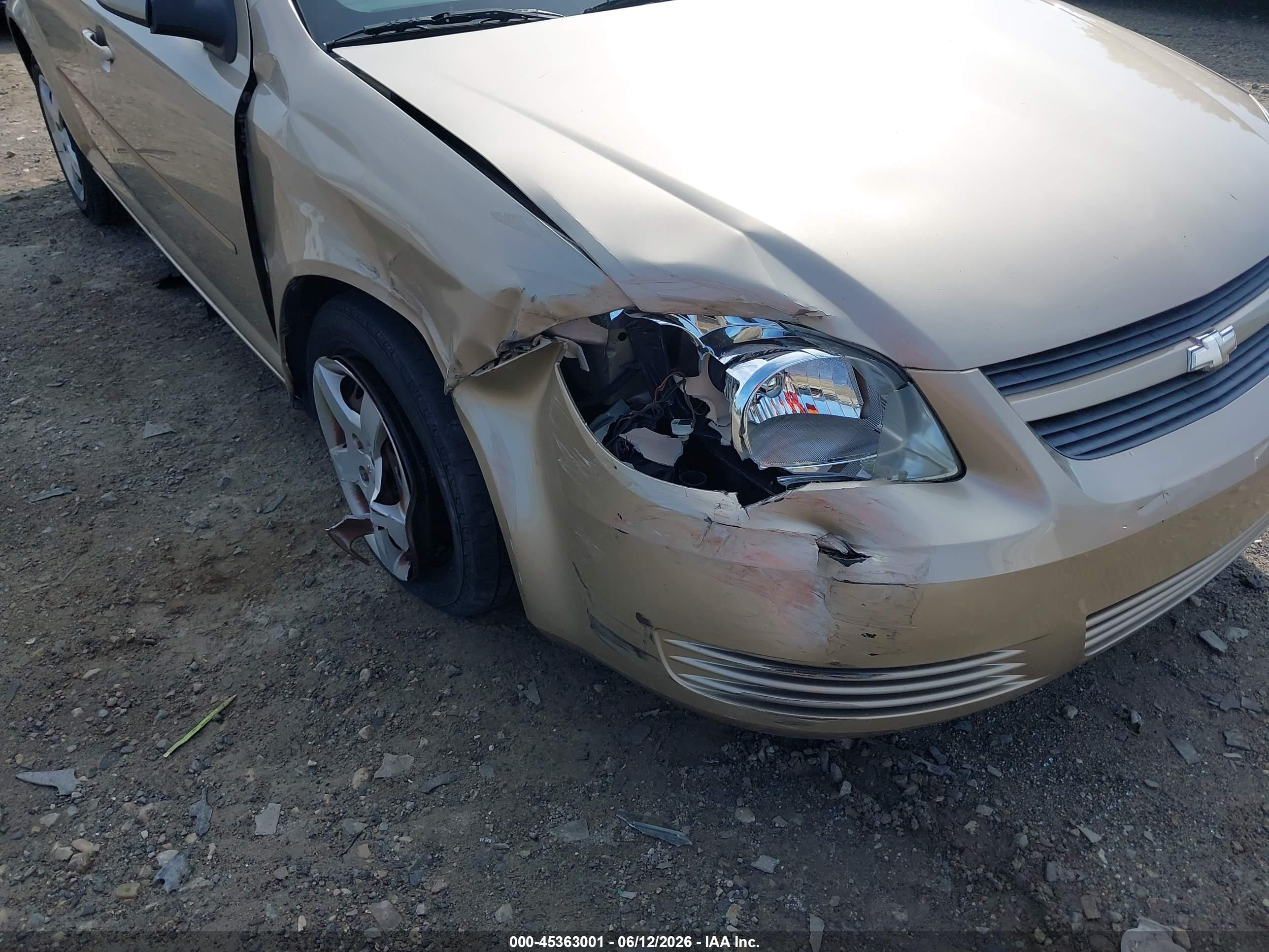 CHEVROLET COBALT image 6