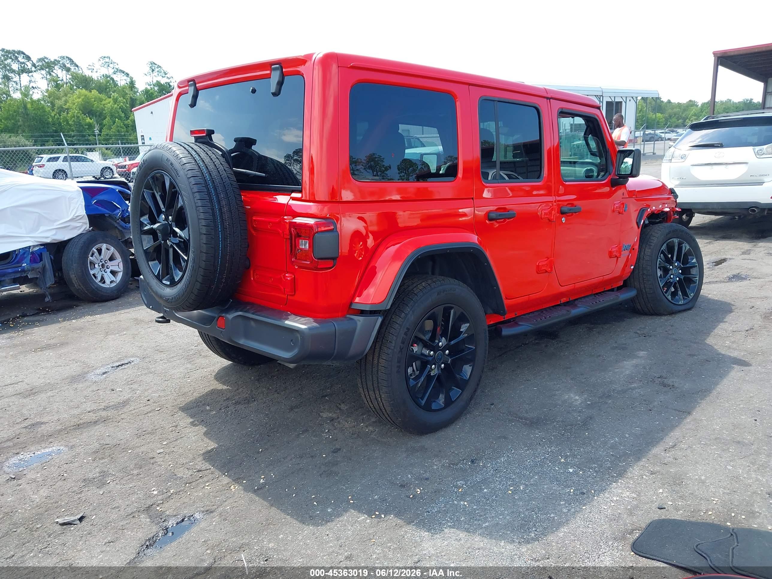 JEEP WRANGLER image 4