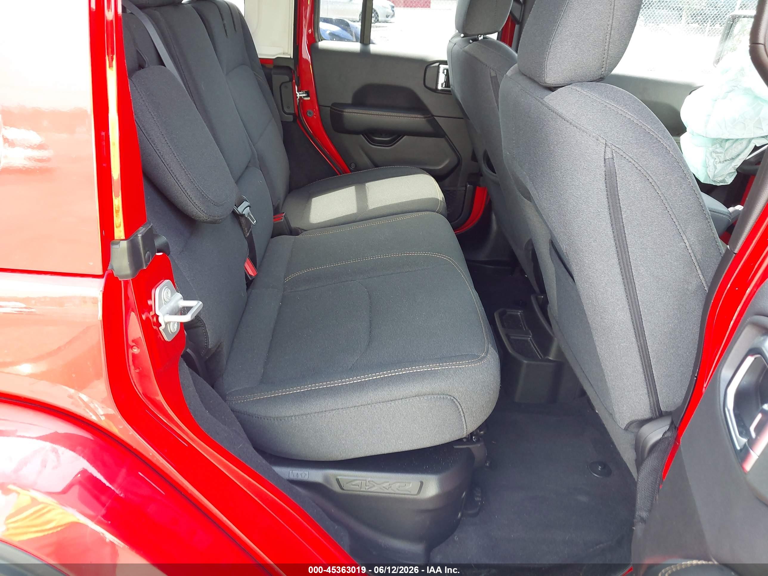 JEEP WRANGLER image 8