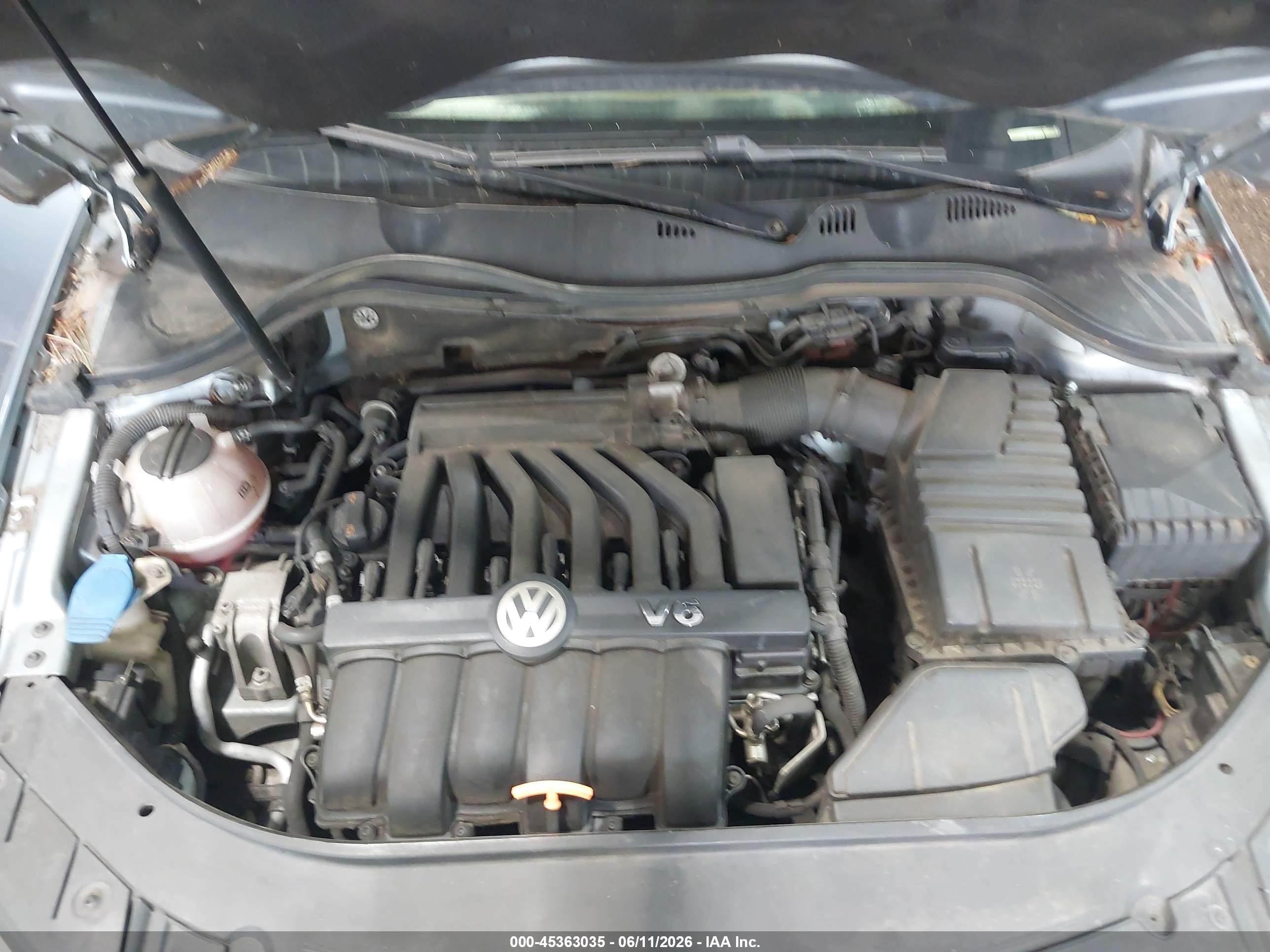 VOLKSWAGEN PASSAT image 10