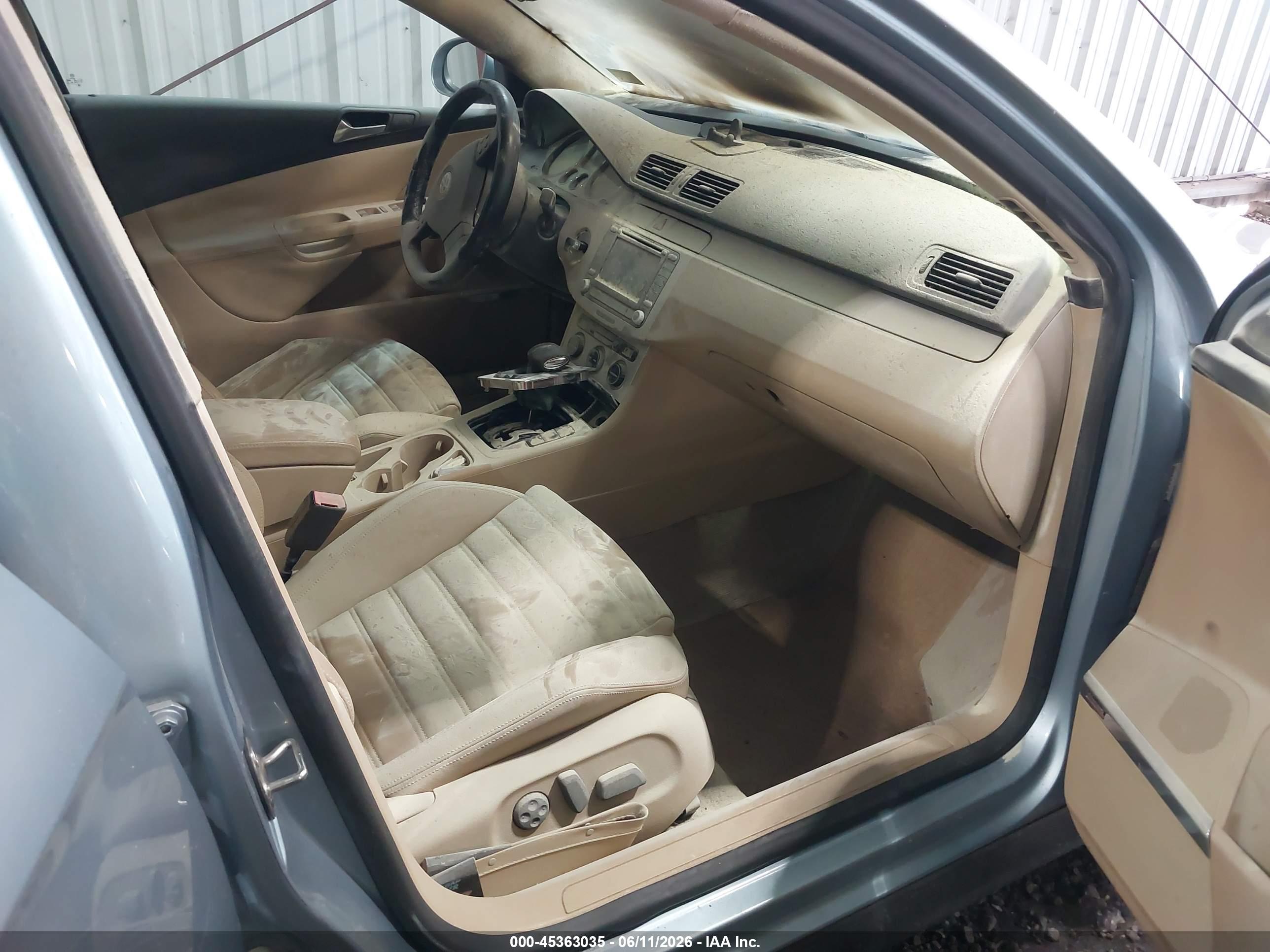 VOLKSWAGEN PASSAT image 5