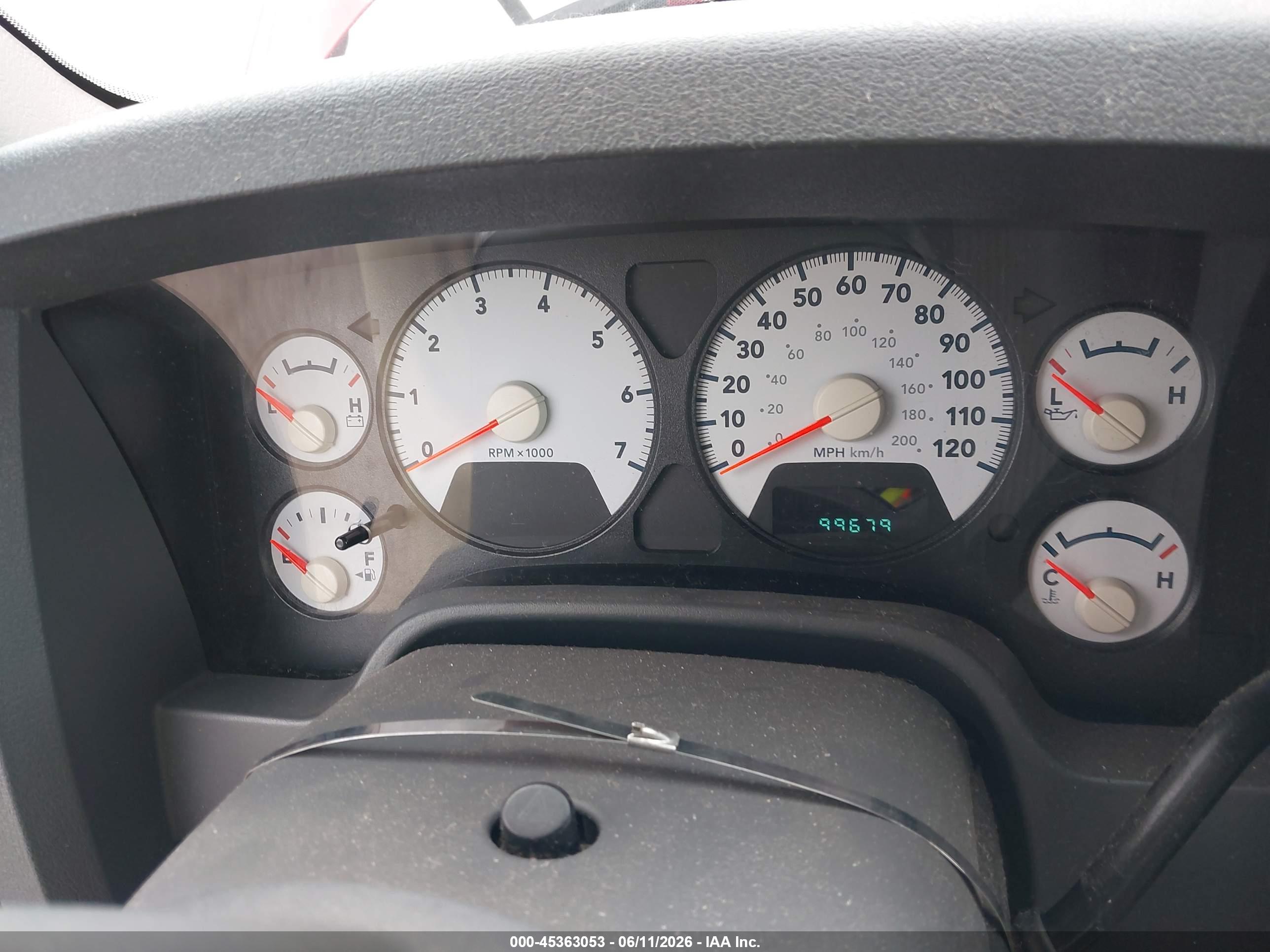 DODGE RAM image 7