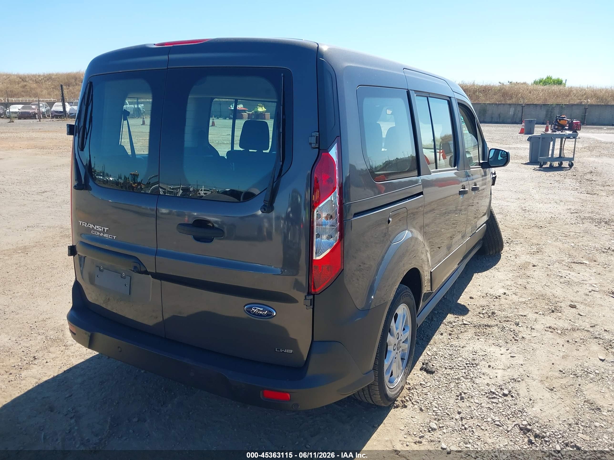 FORD TRANSIT image 4