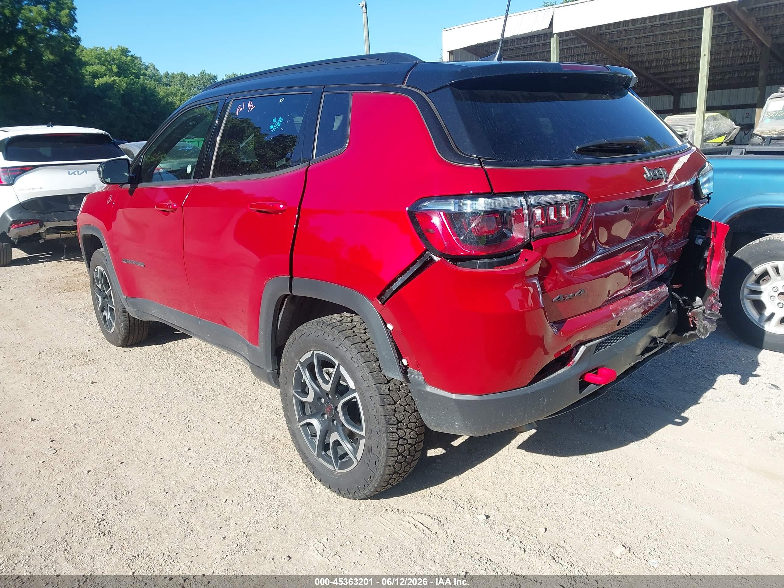 JEEP COMPASS image 3