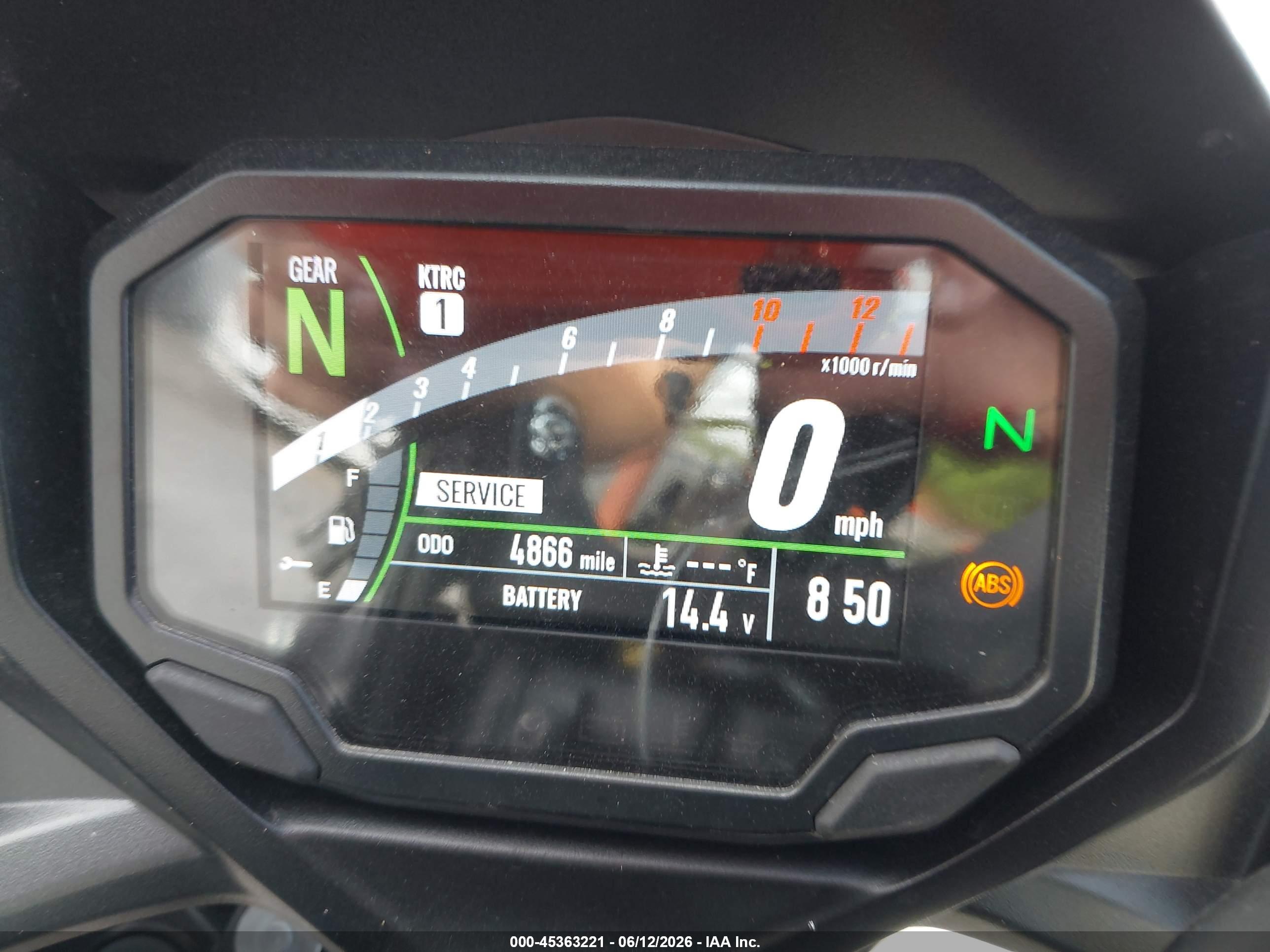 KAWASAKI EX650 image 7
