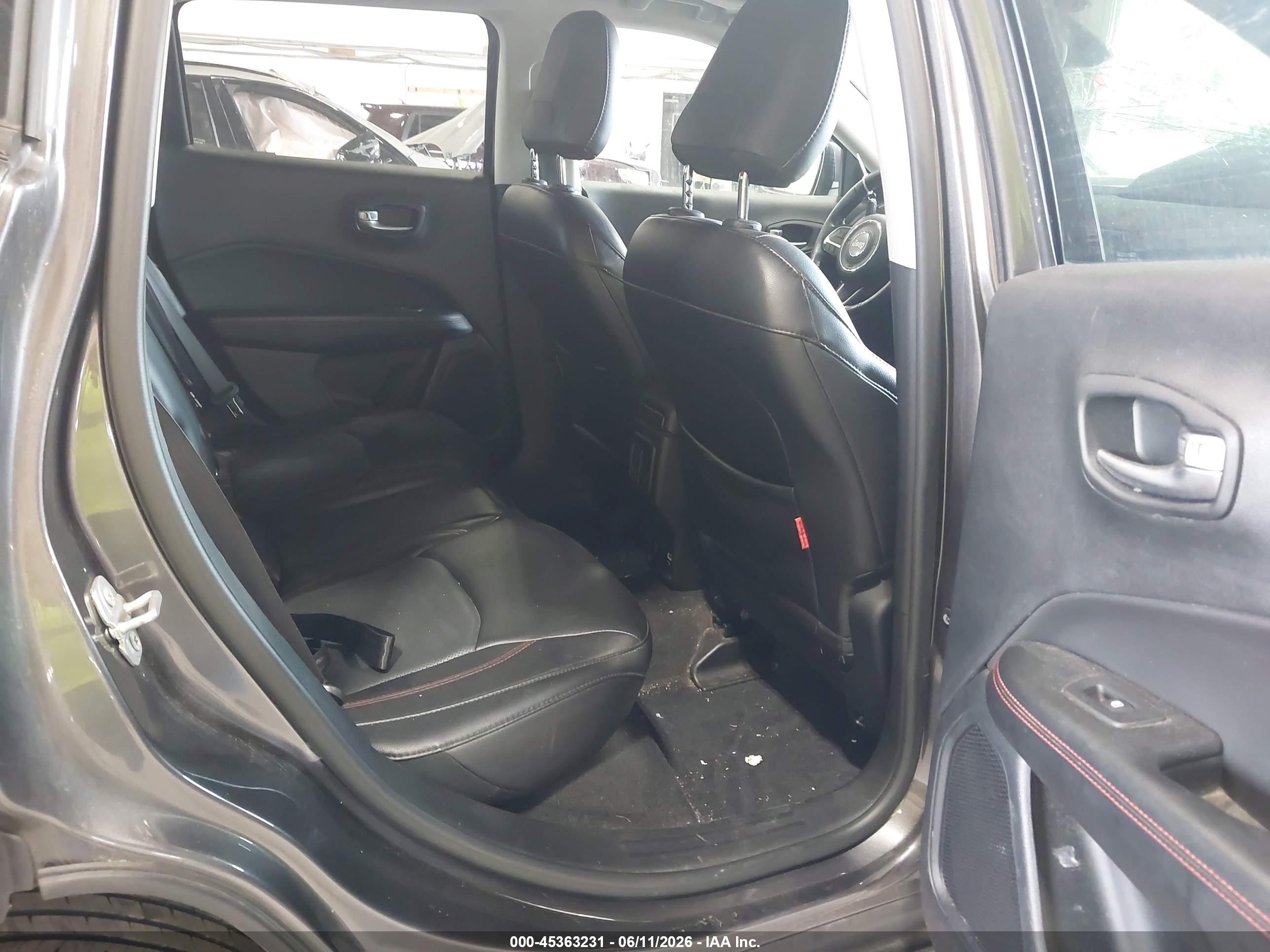 JEEP COMPASS image 8