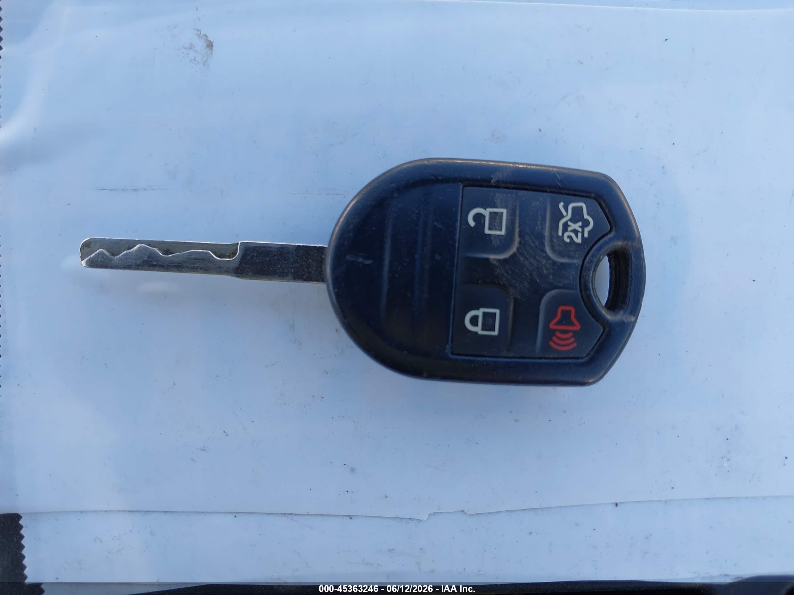 FORD FIESTA image 11