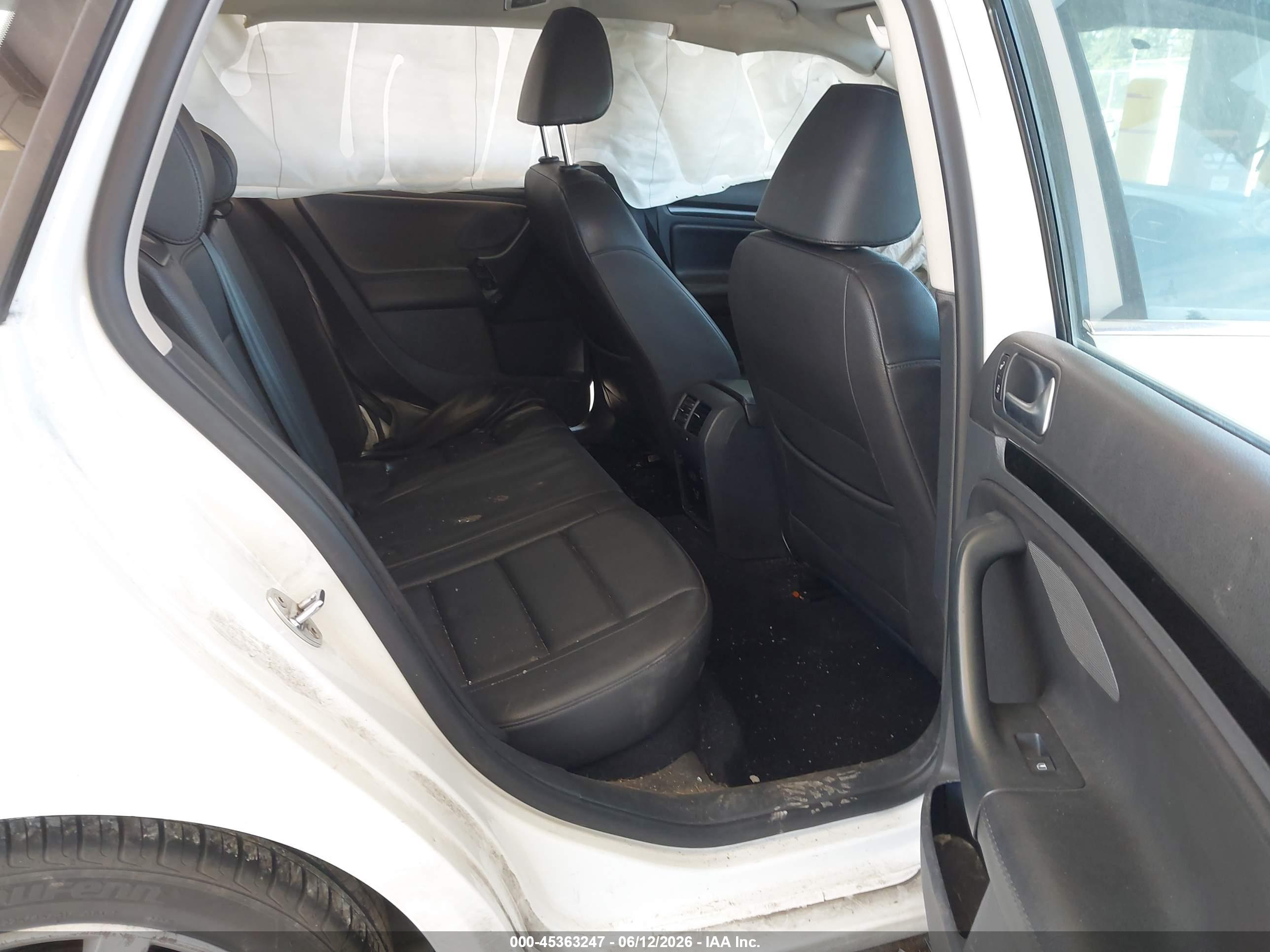 VOLKSWAGEN JETTA image 8