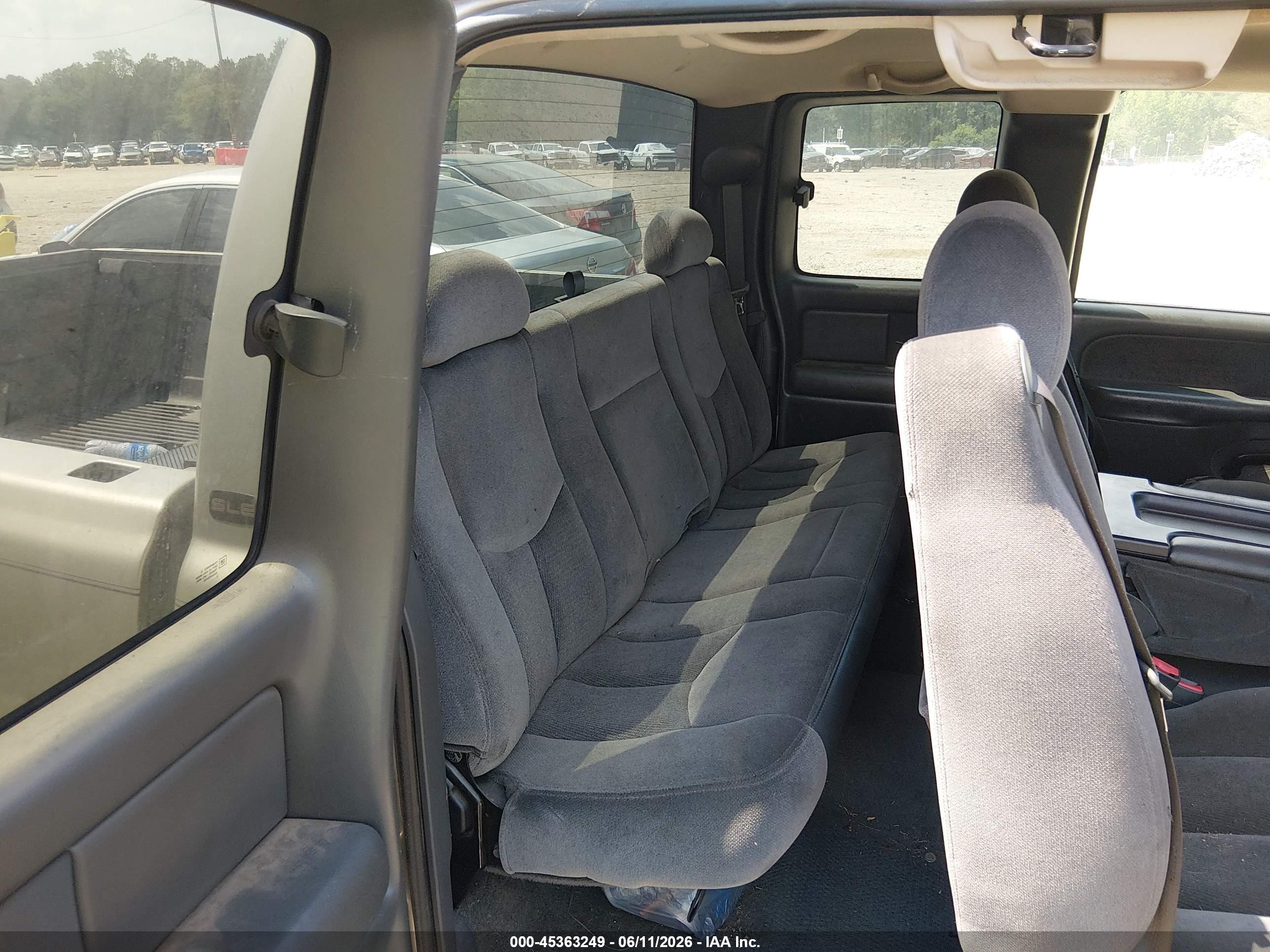 GMC SIERRA image 8