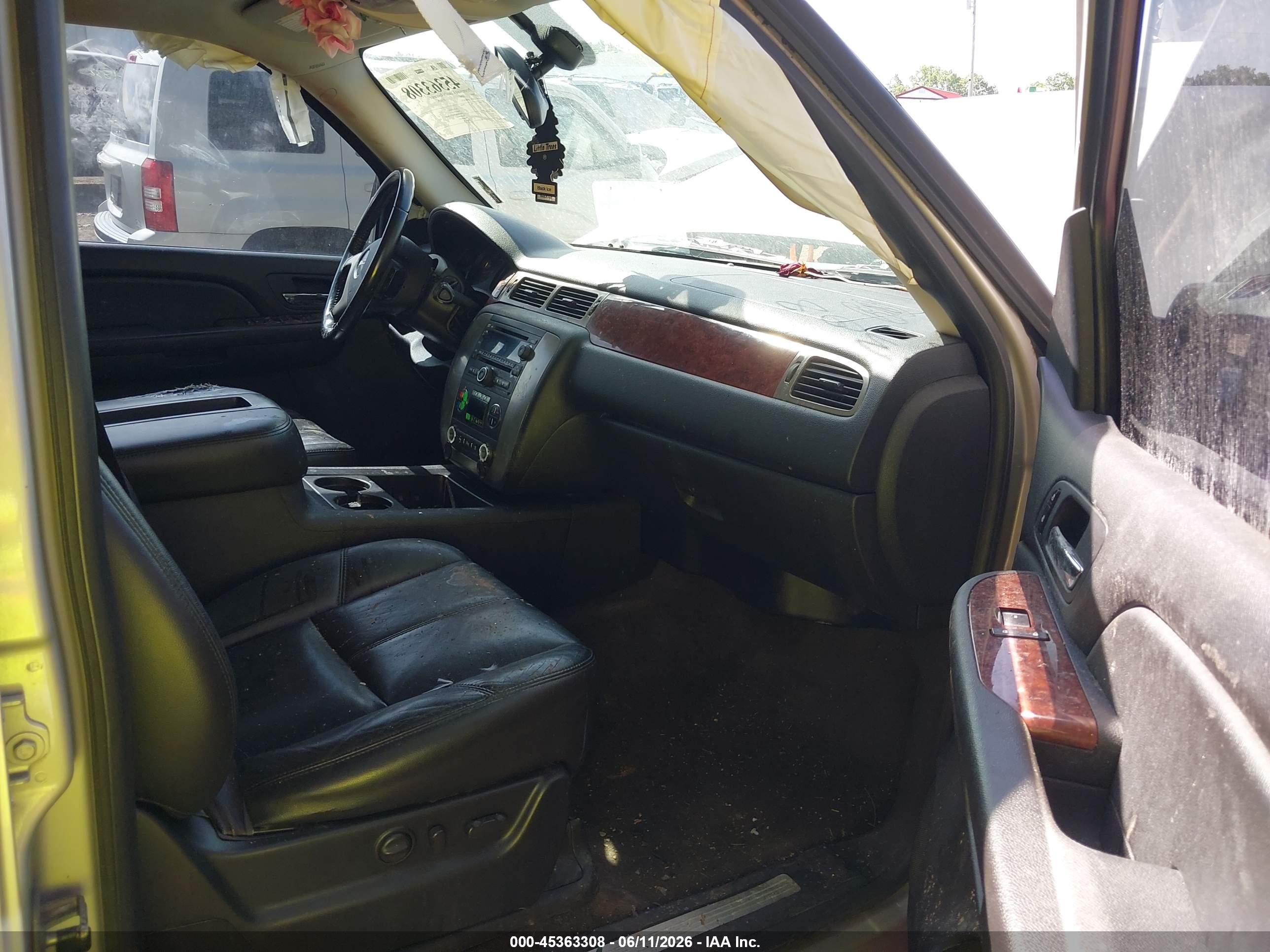 GMC YUKON image 5
