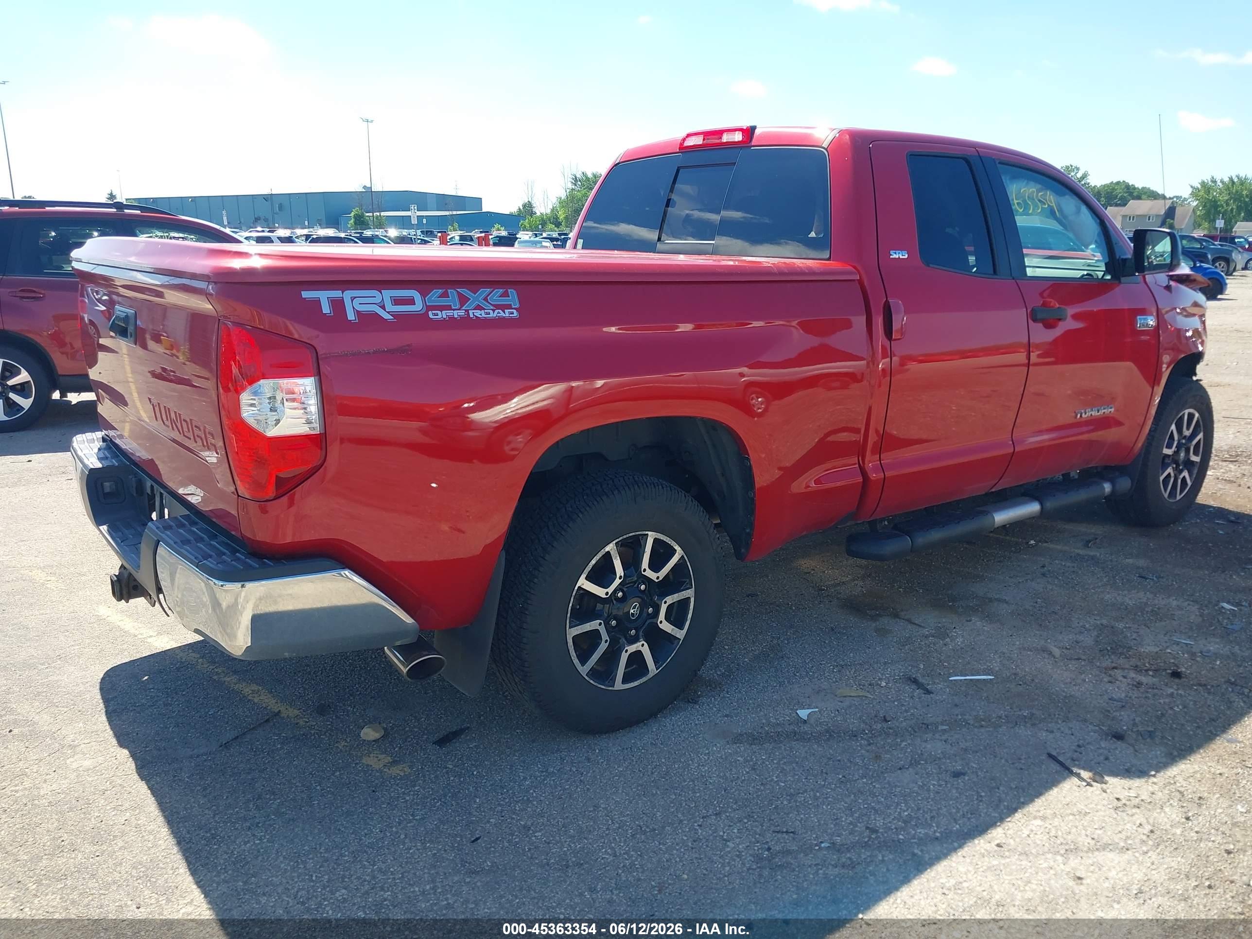 TOYOTA TUNDRA image 4
