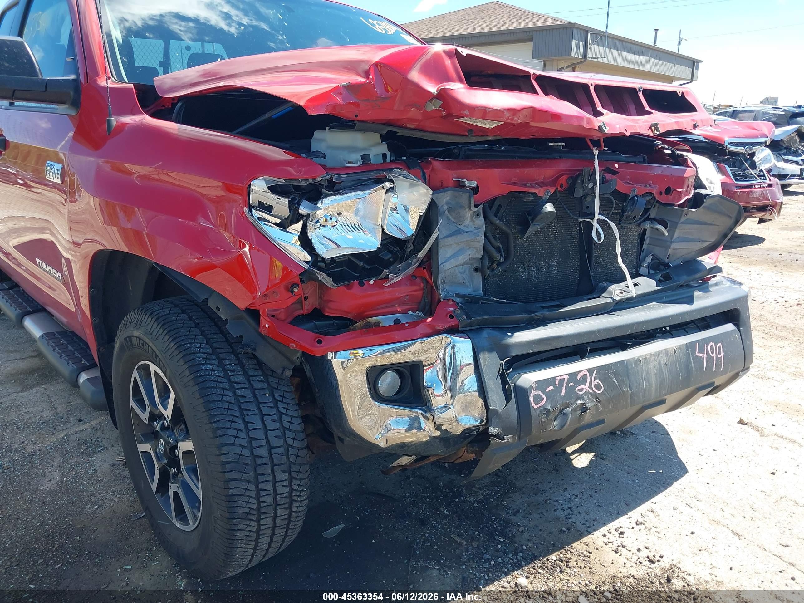 TOYOTA TUNDRA image 6