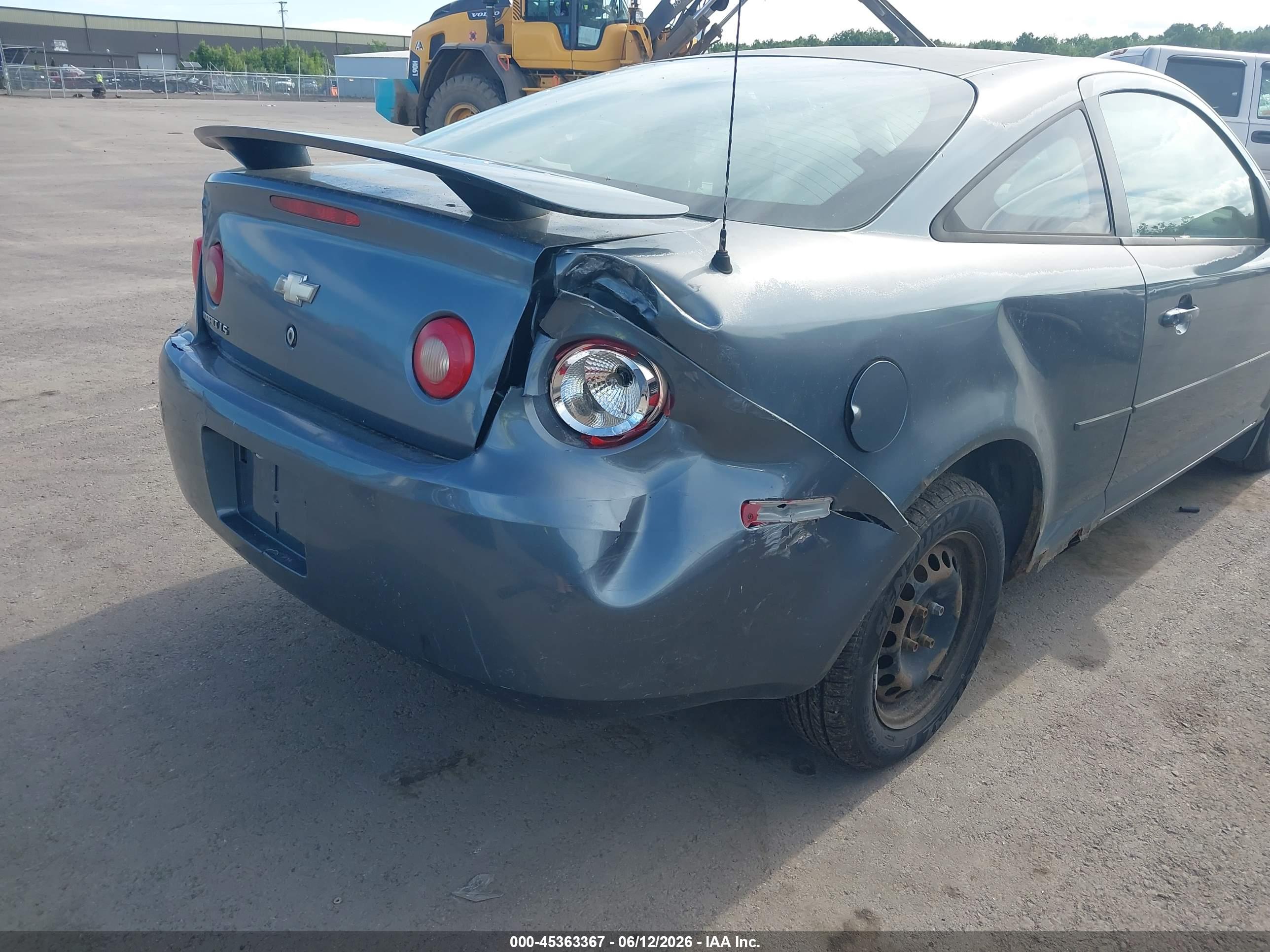 CHEVROLET COBALT image 6