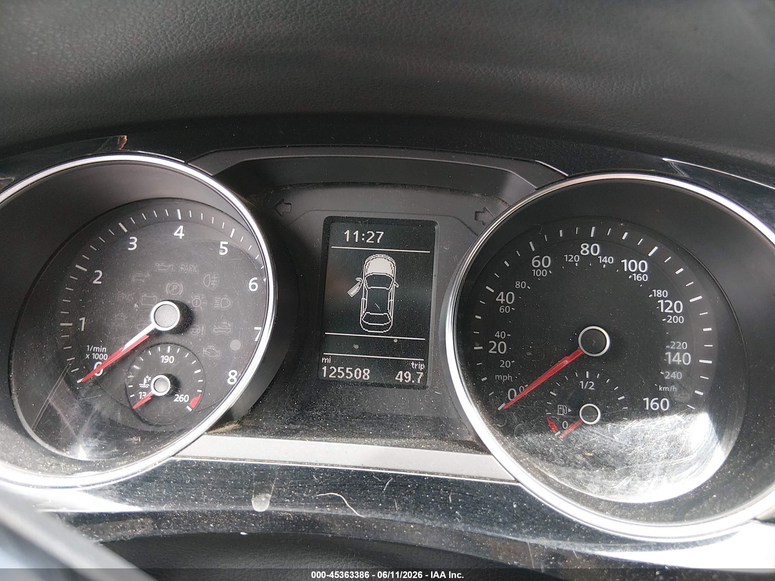 VOLKSWAGEN JETTA image 7