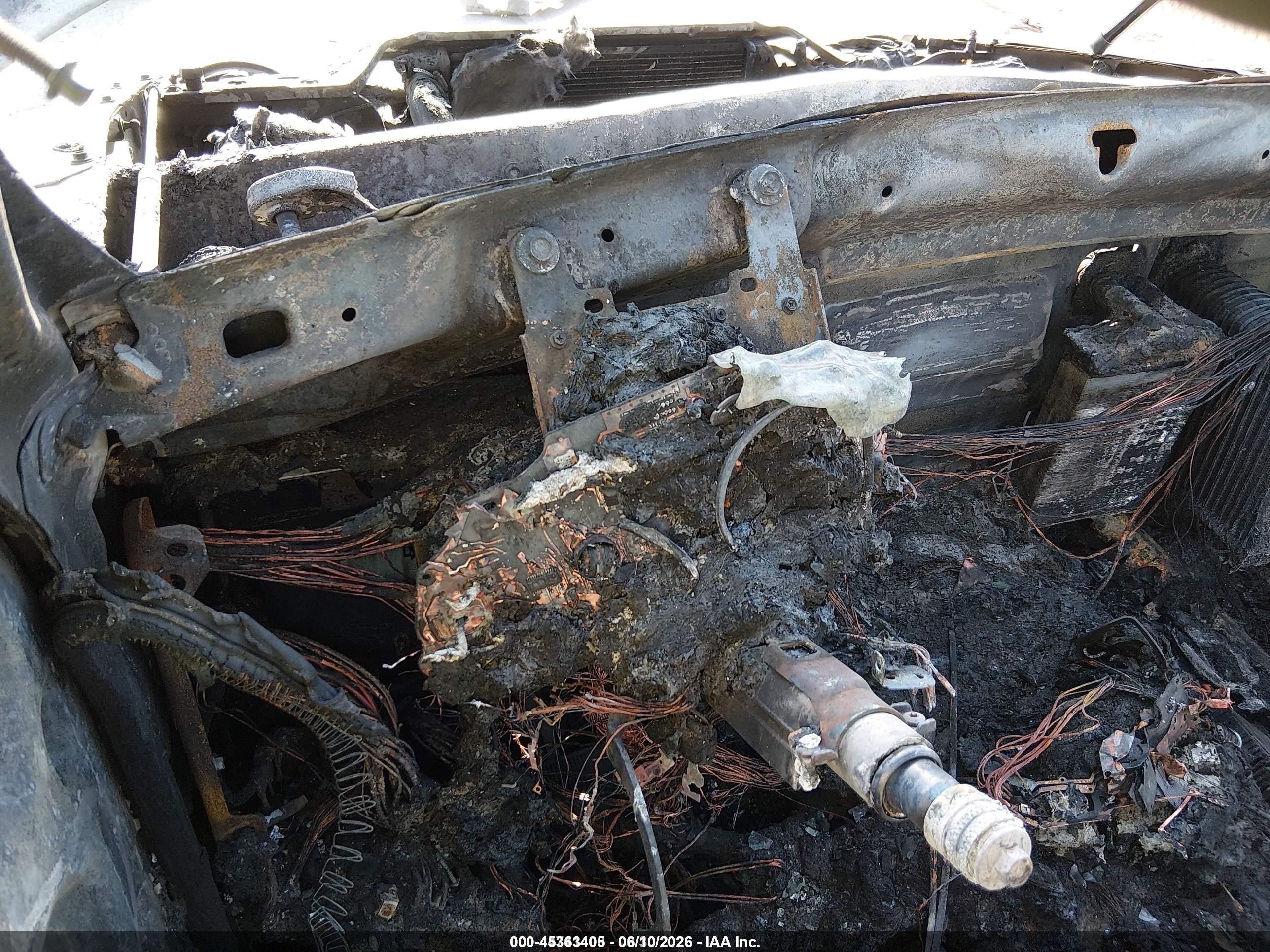 JEEP LIBERTY image 7