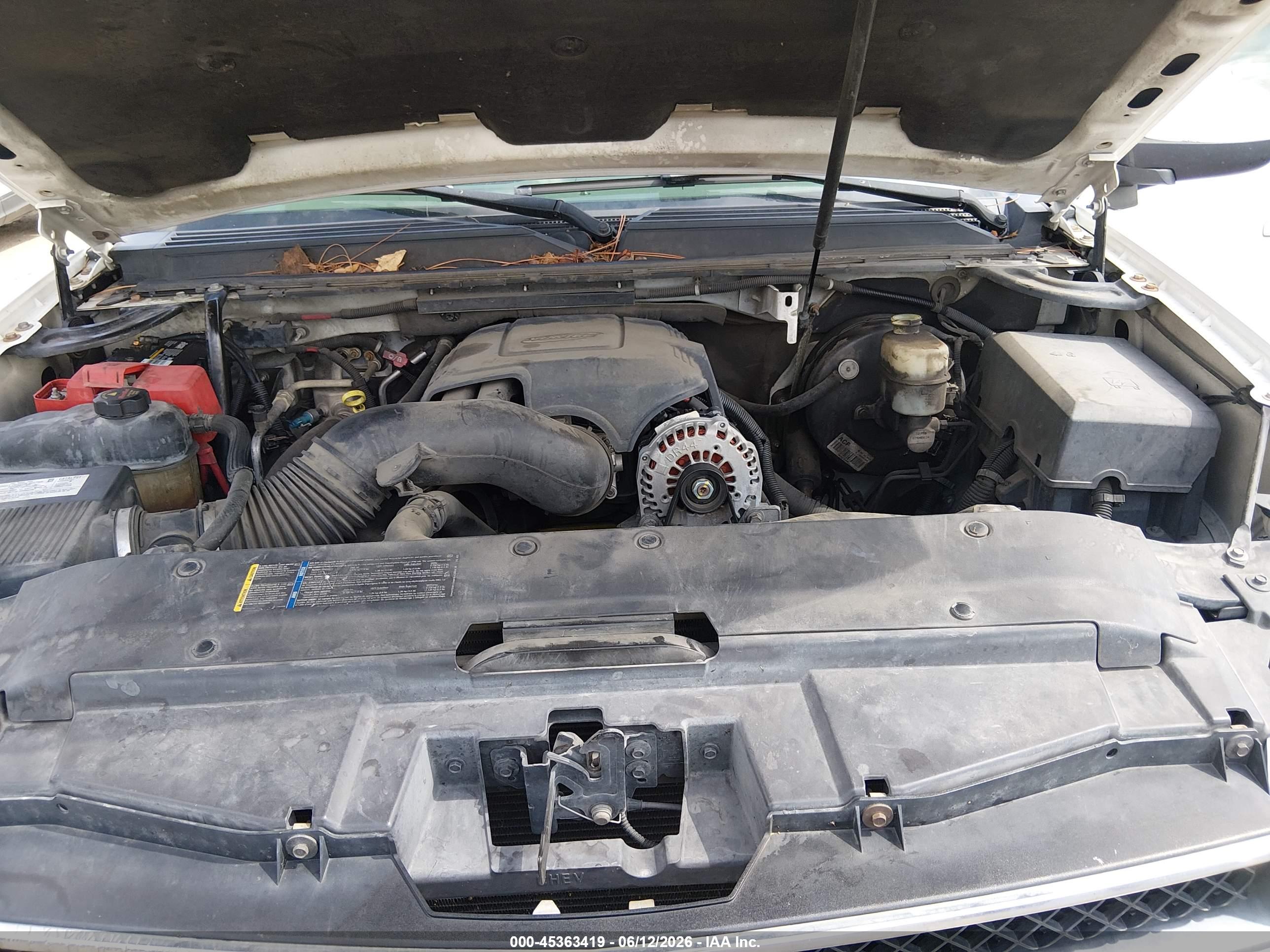 CHEVROLET TAHOE image 10