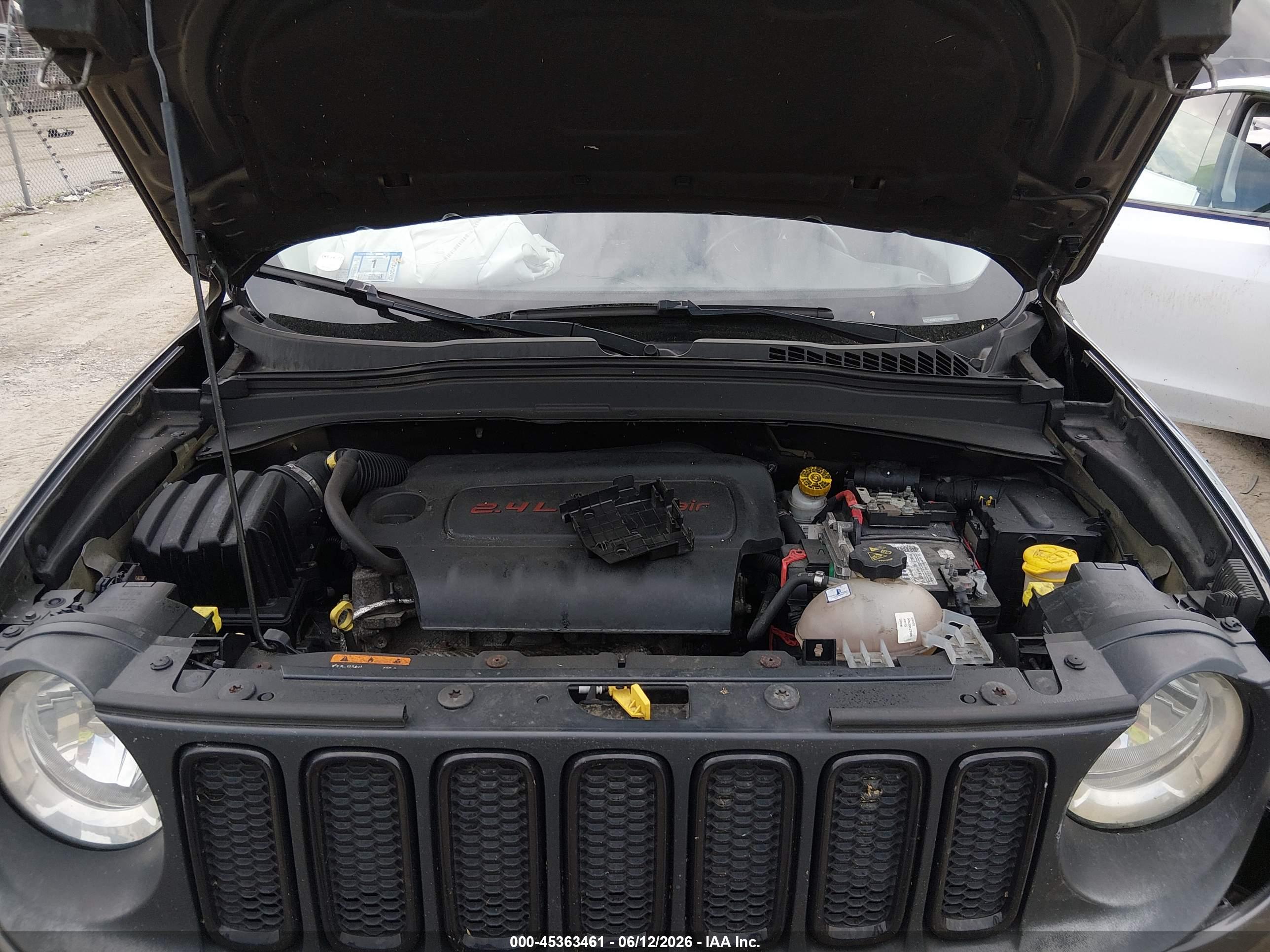 JEEP RENEGADE image 10