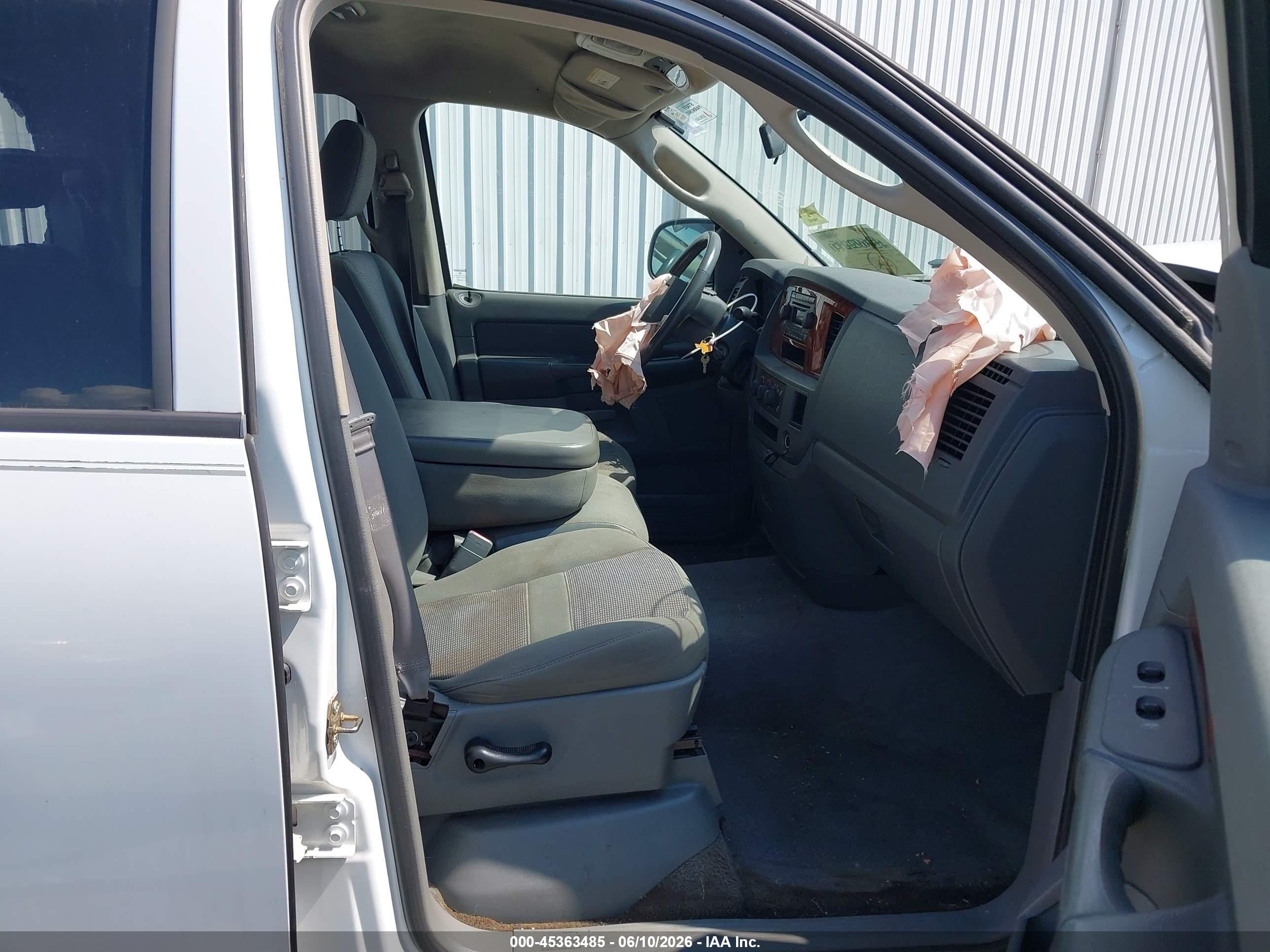 DODGE RAM image 5