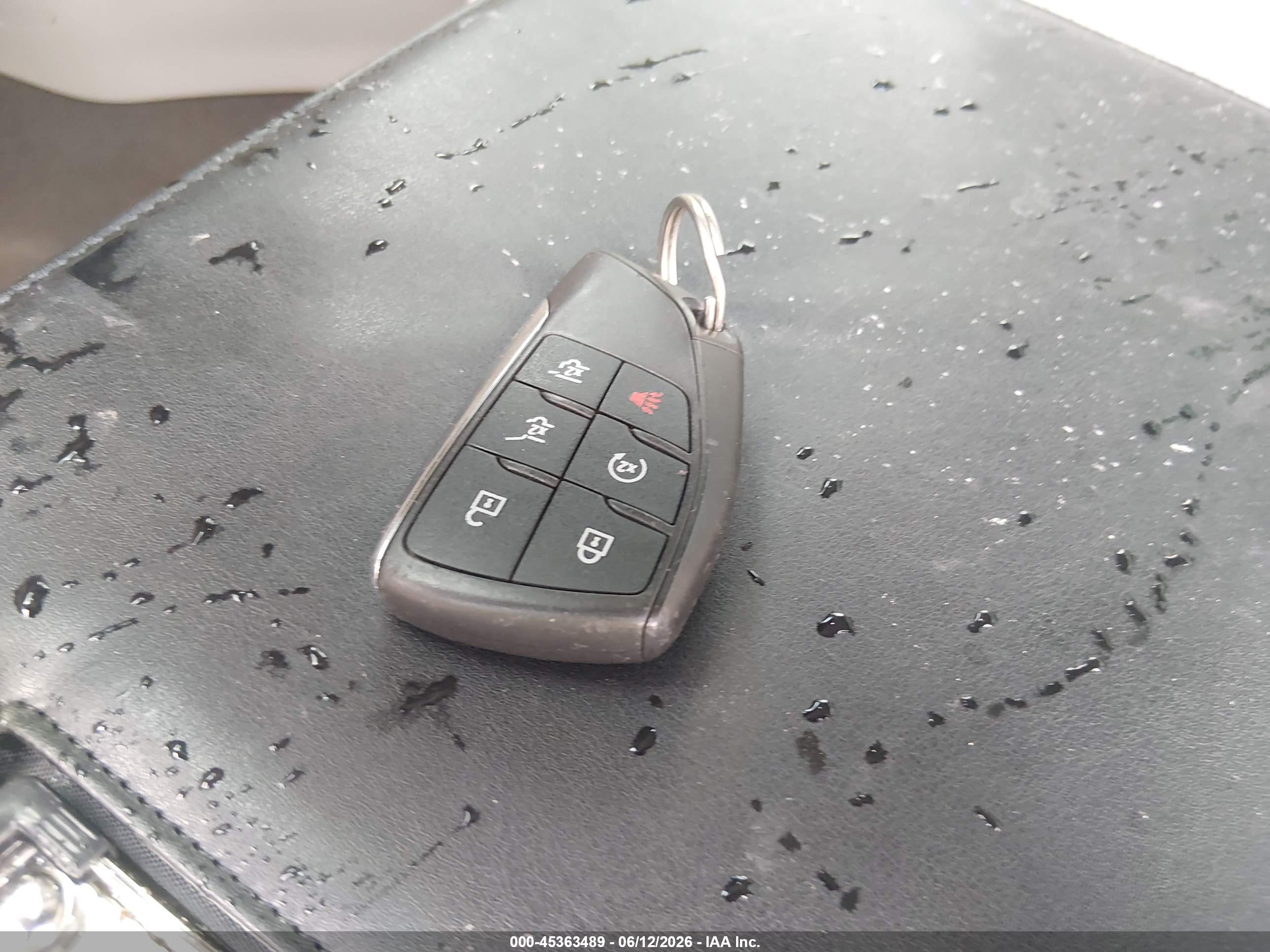 GMC YUKON image 11