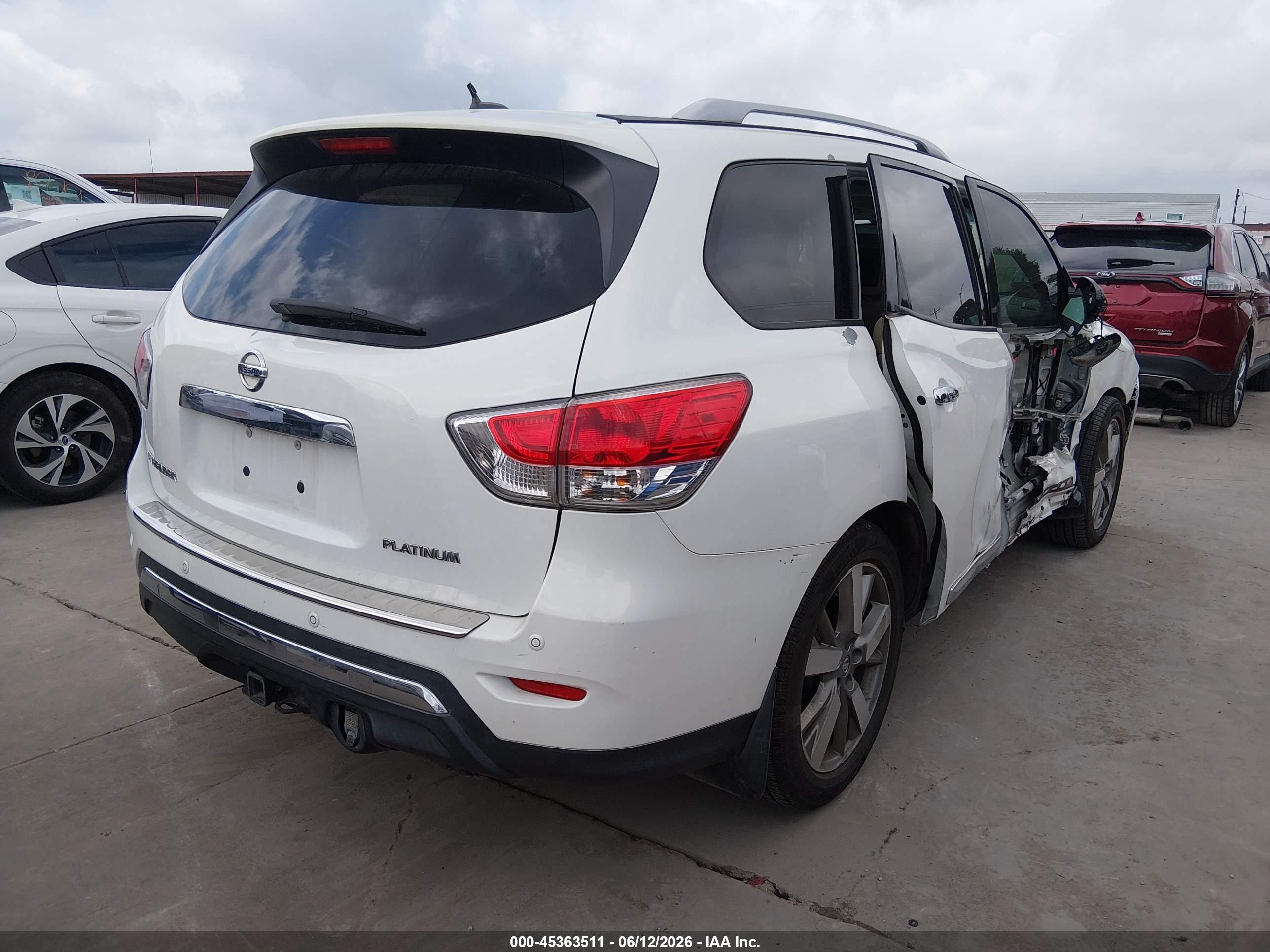 NISSAN PATHFINDER image 4