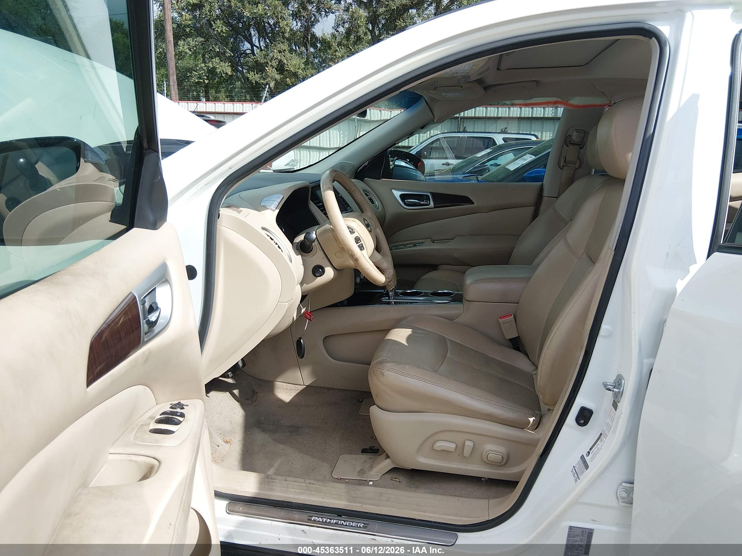NISSAN PATHFINDER image 5
