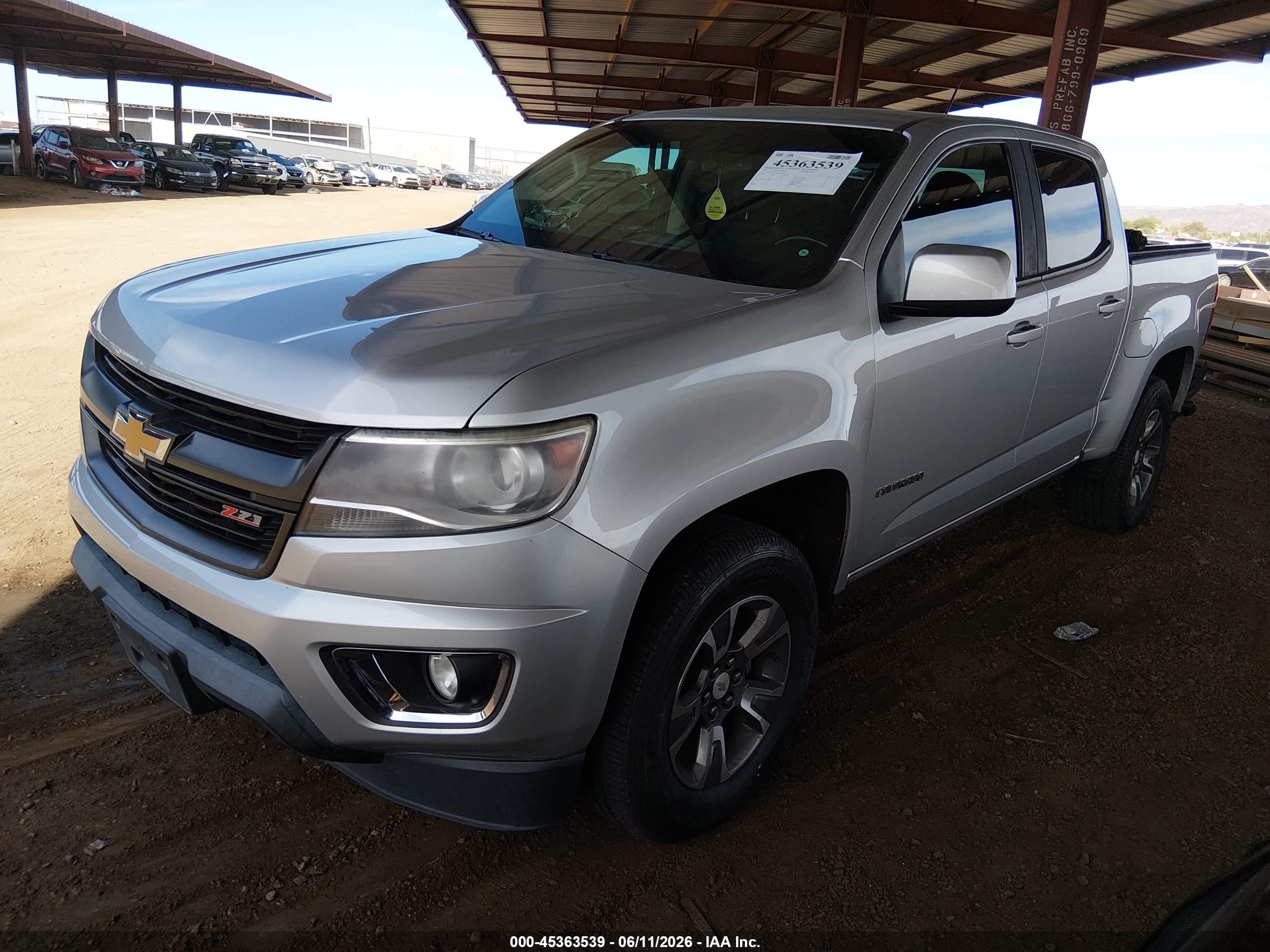 CHEVROLET COLORADO image 2