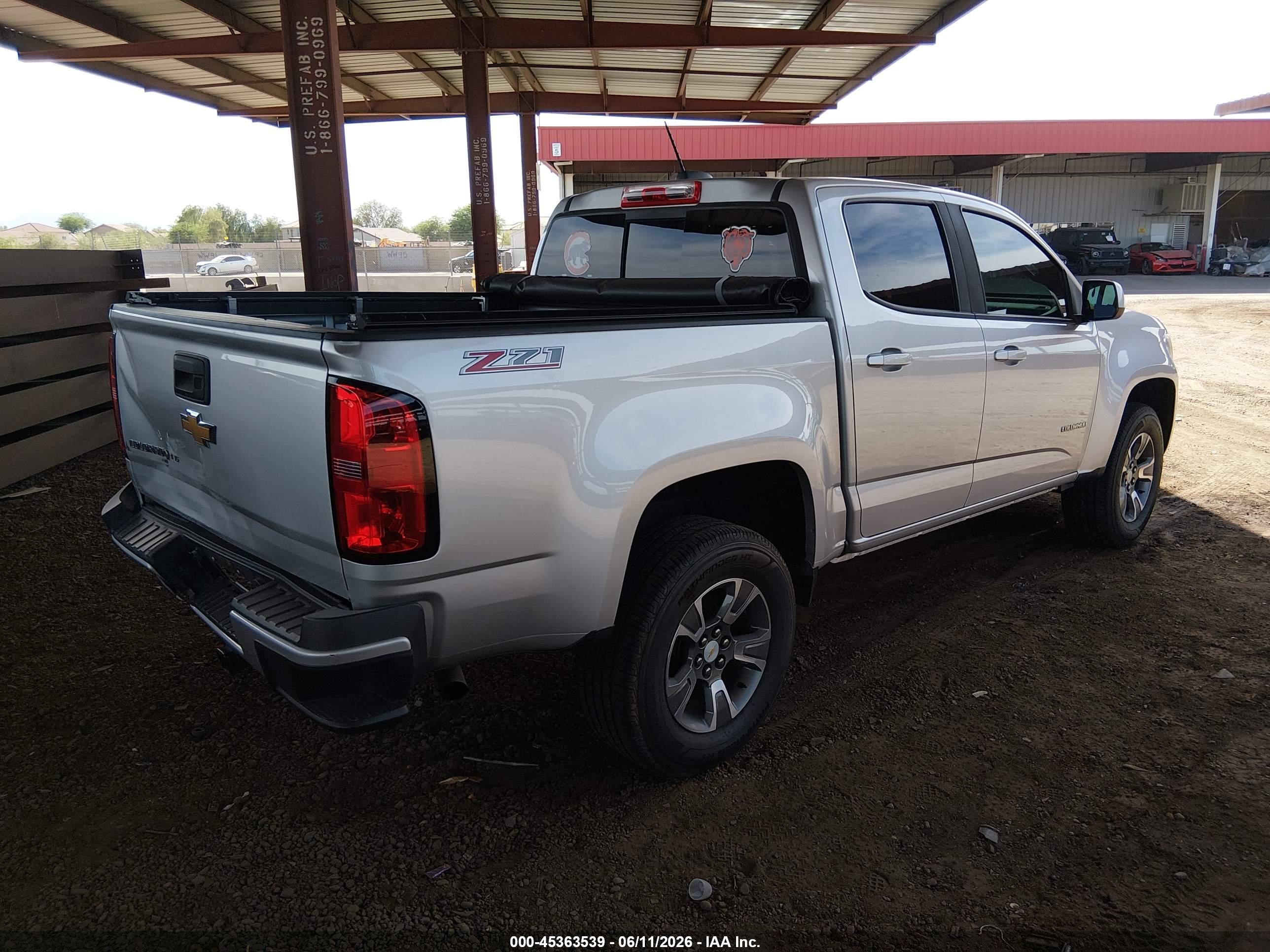 CHEVROLET COLORADO image 4
