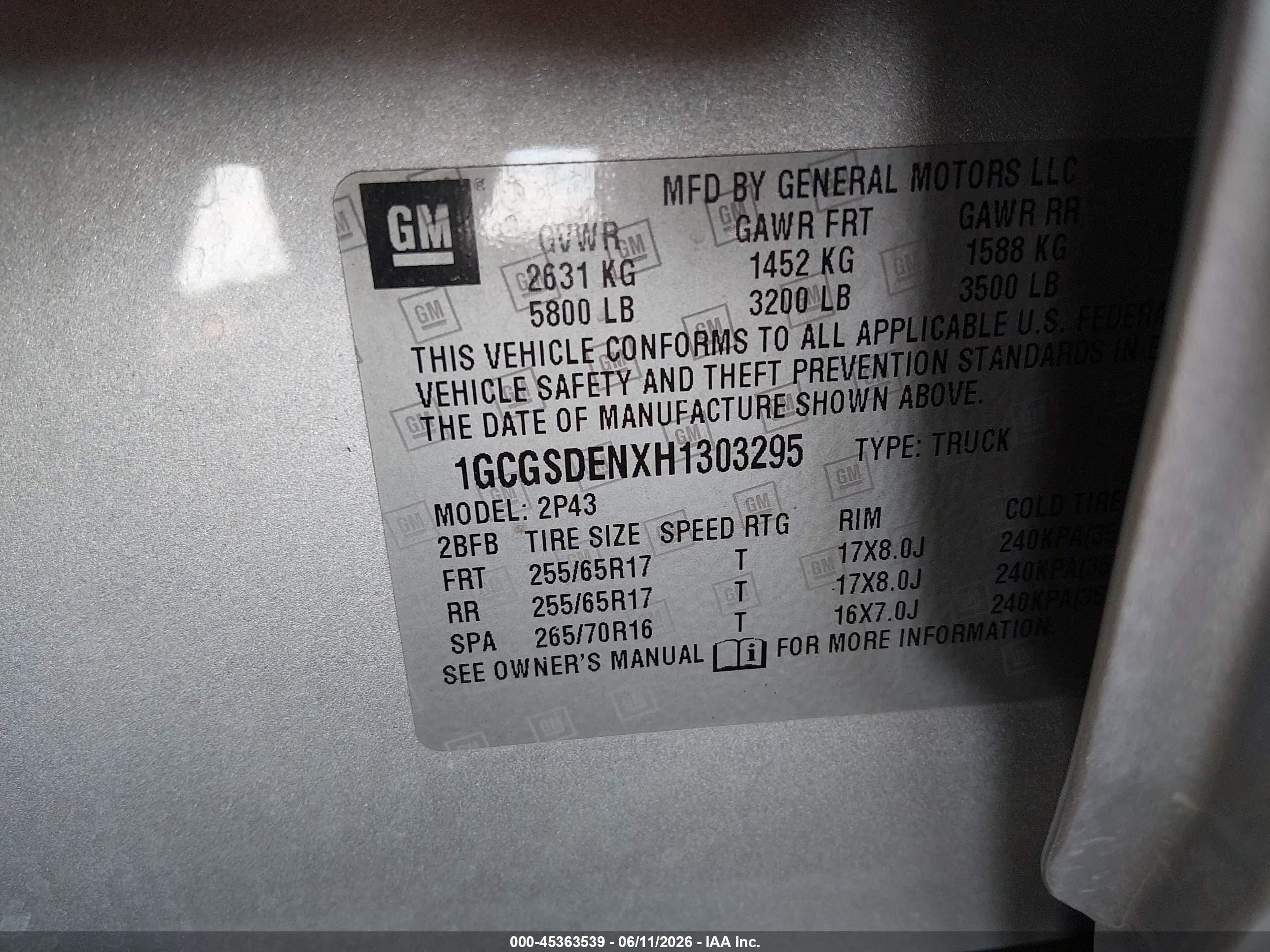 CHEVROLET COLORADO image 9