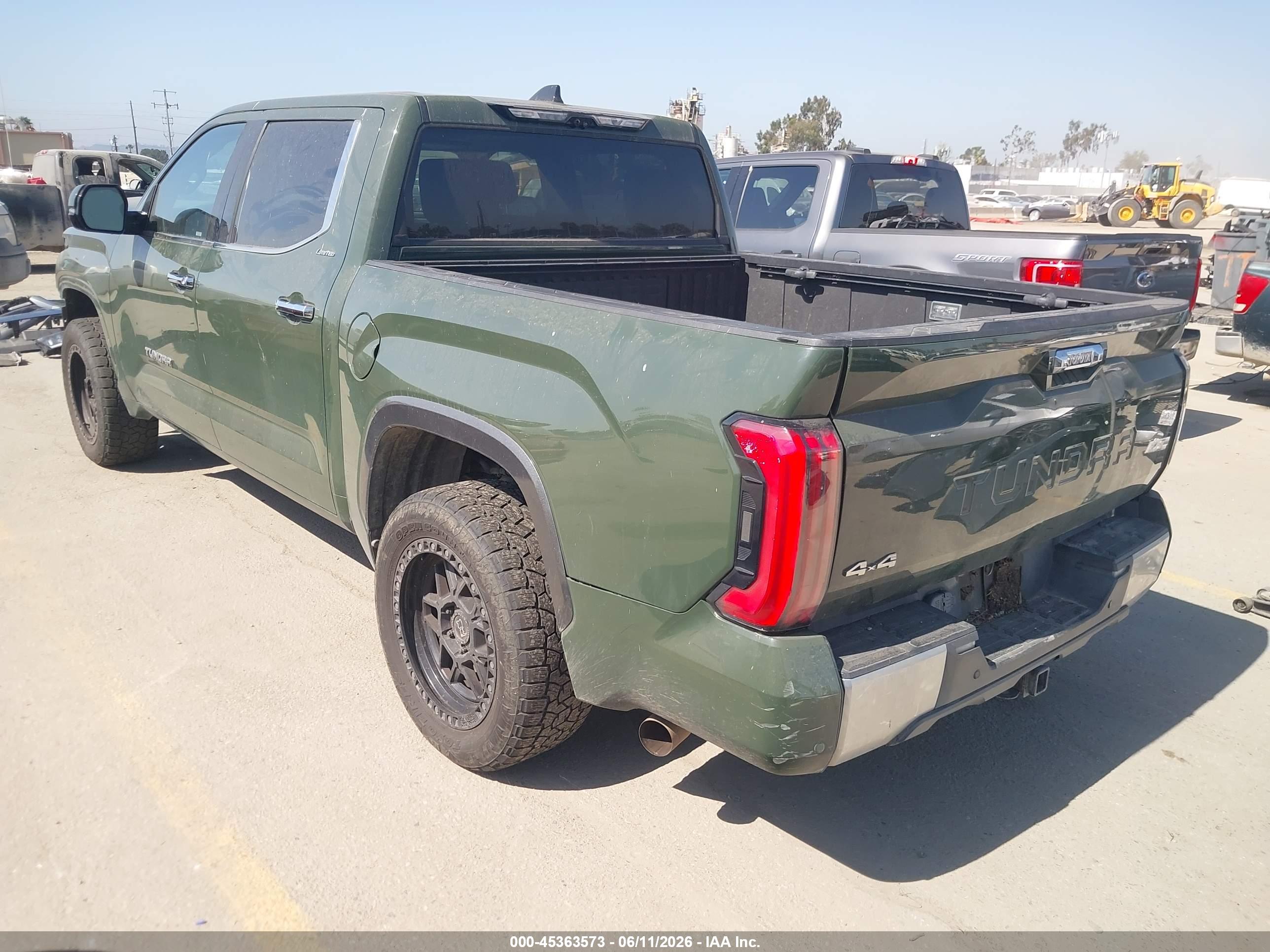TOYOTA TUNDRA image 3