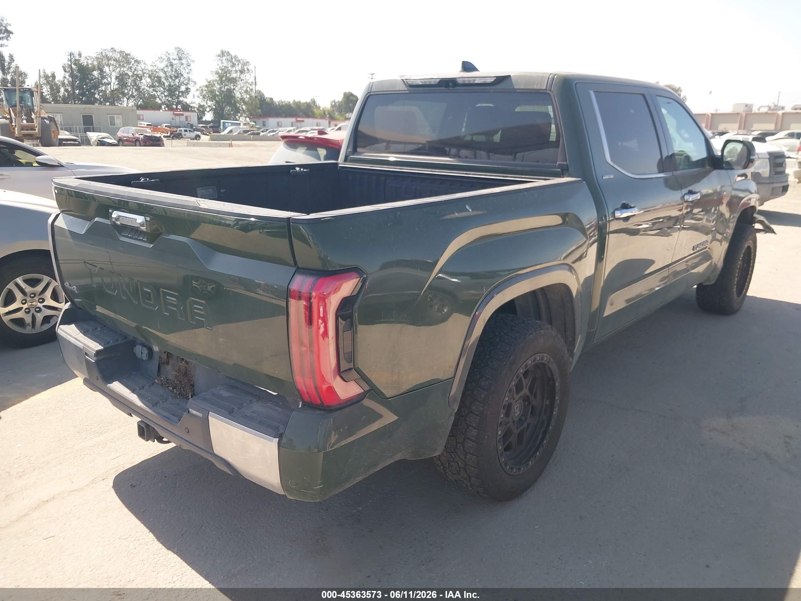 TOYOTA TUNDRA image 4