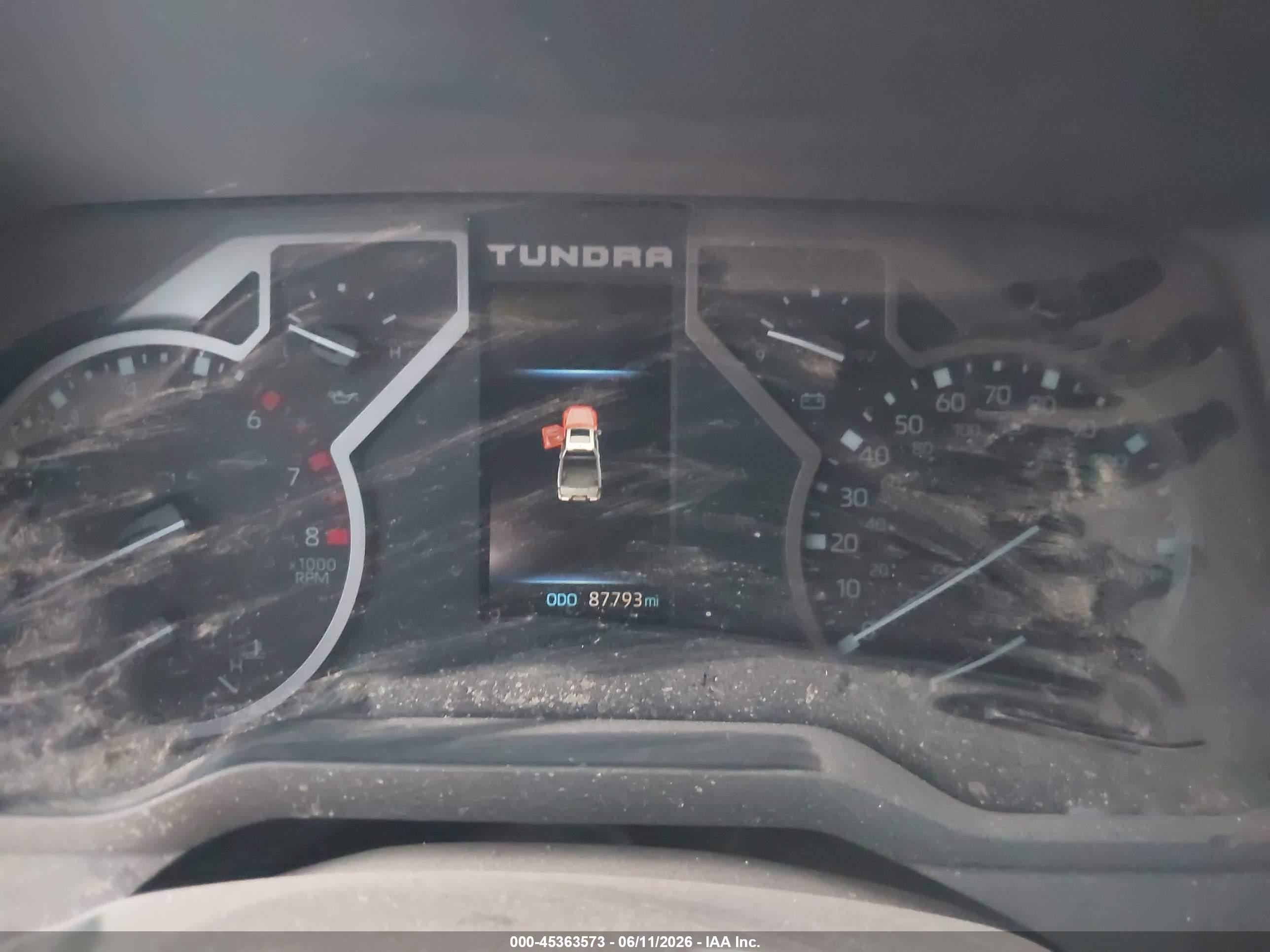 TOYOTA TUNDRA image 7