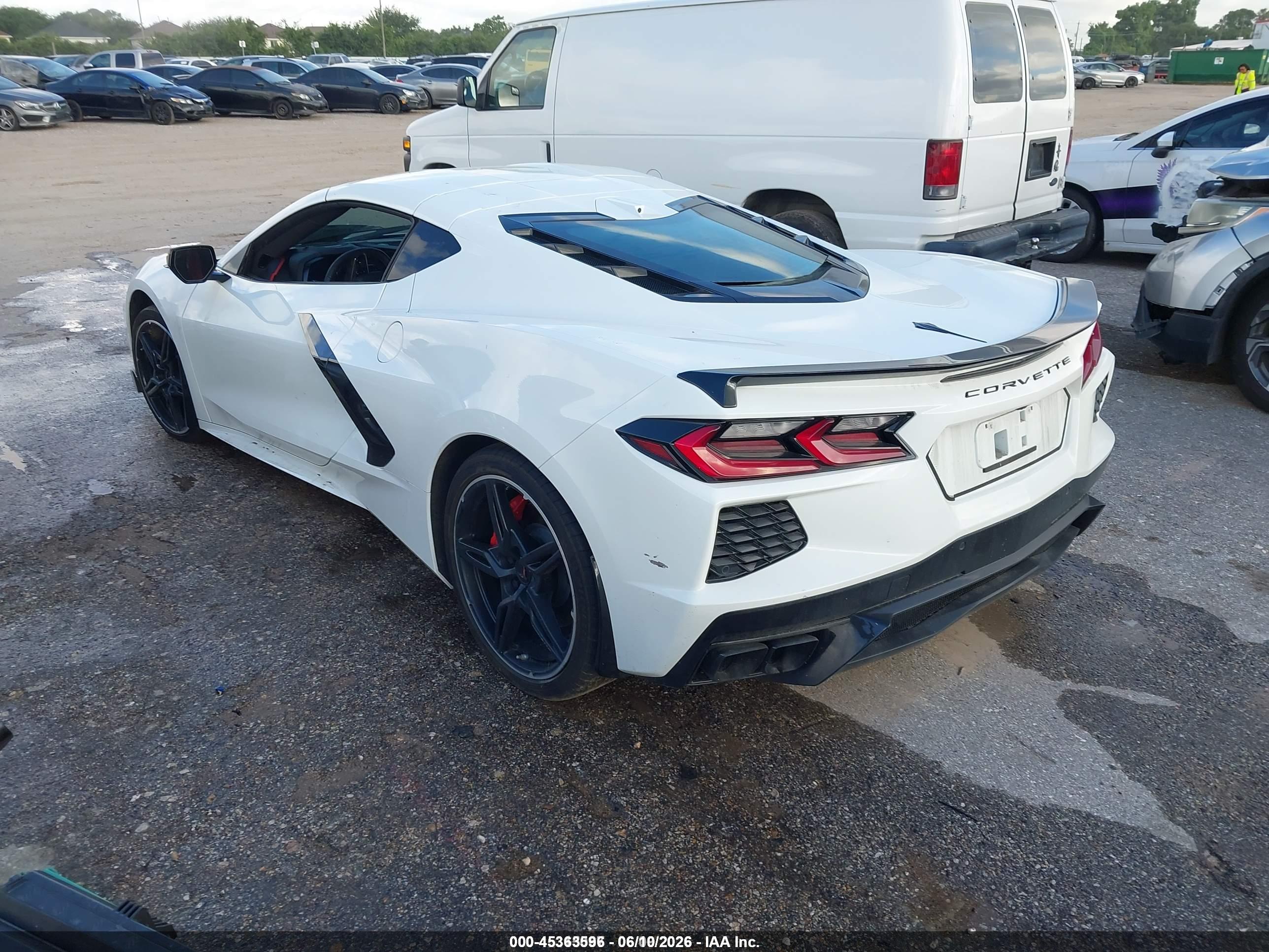 CHEVROLET CORVETTE image 3