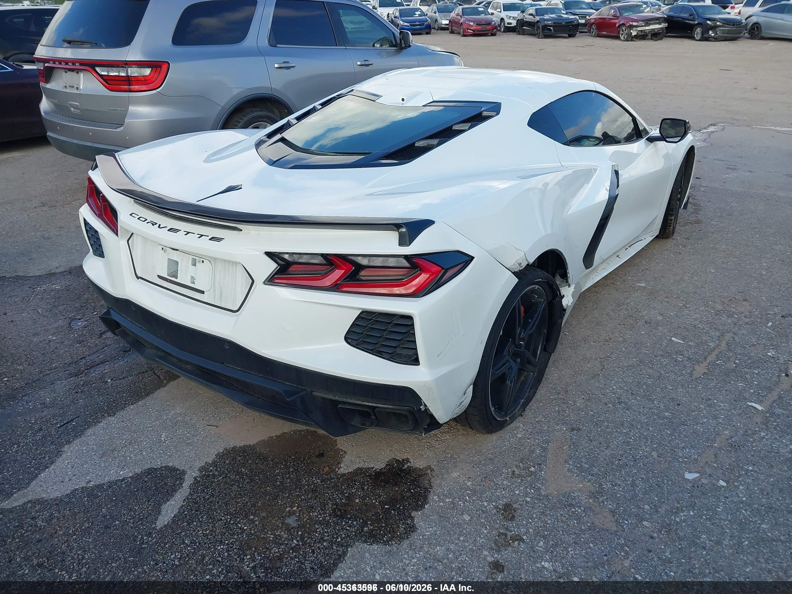 CHEVROLET CORVETTE image 4