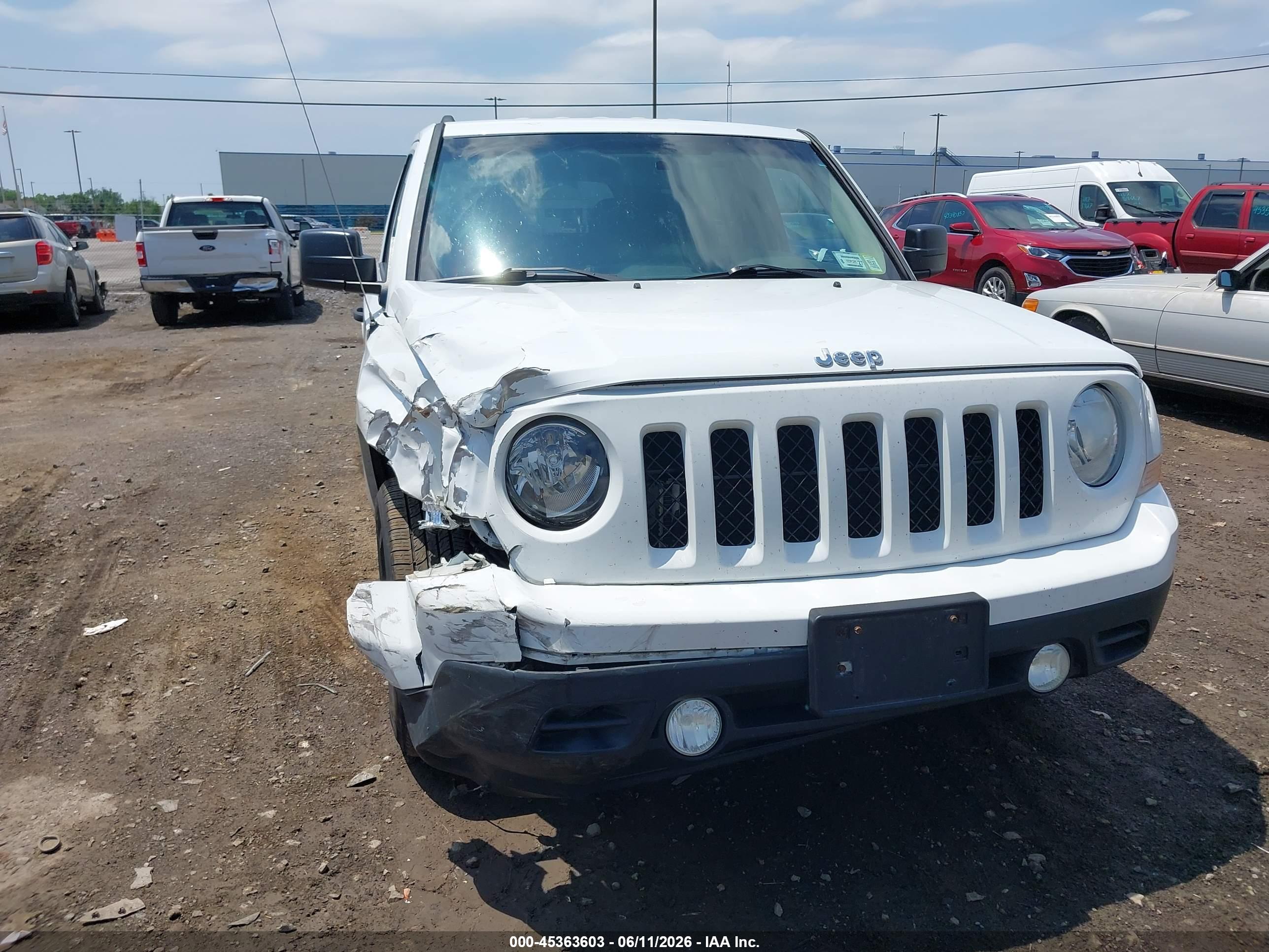 JEEP PATRIOT image 6