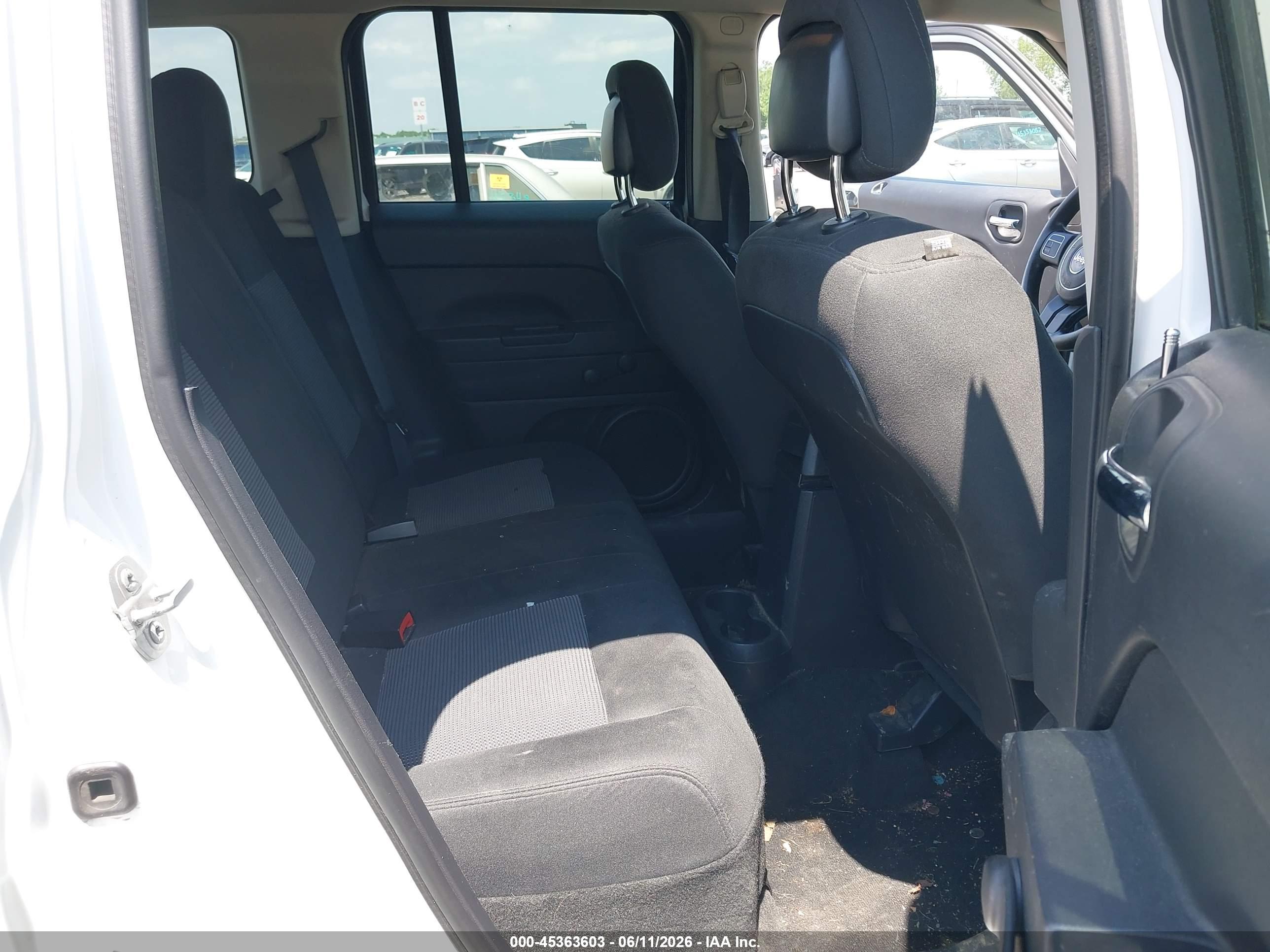 JEEP PATRIOT image 8