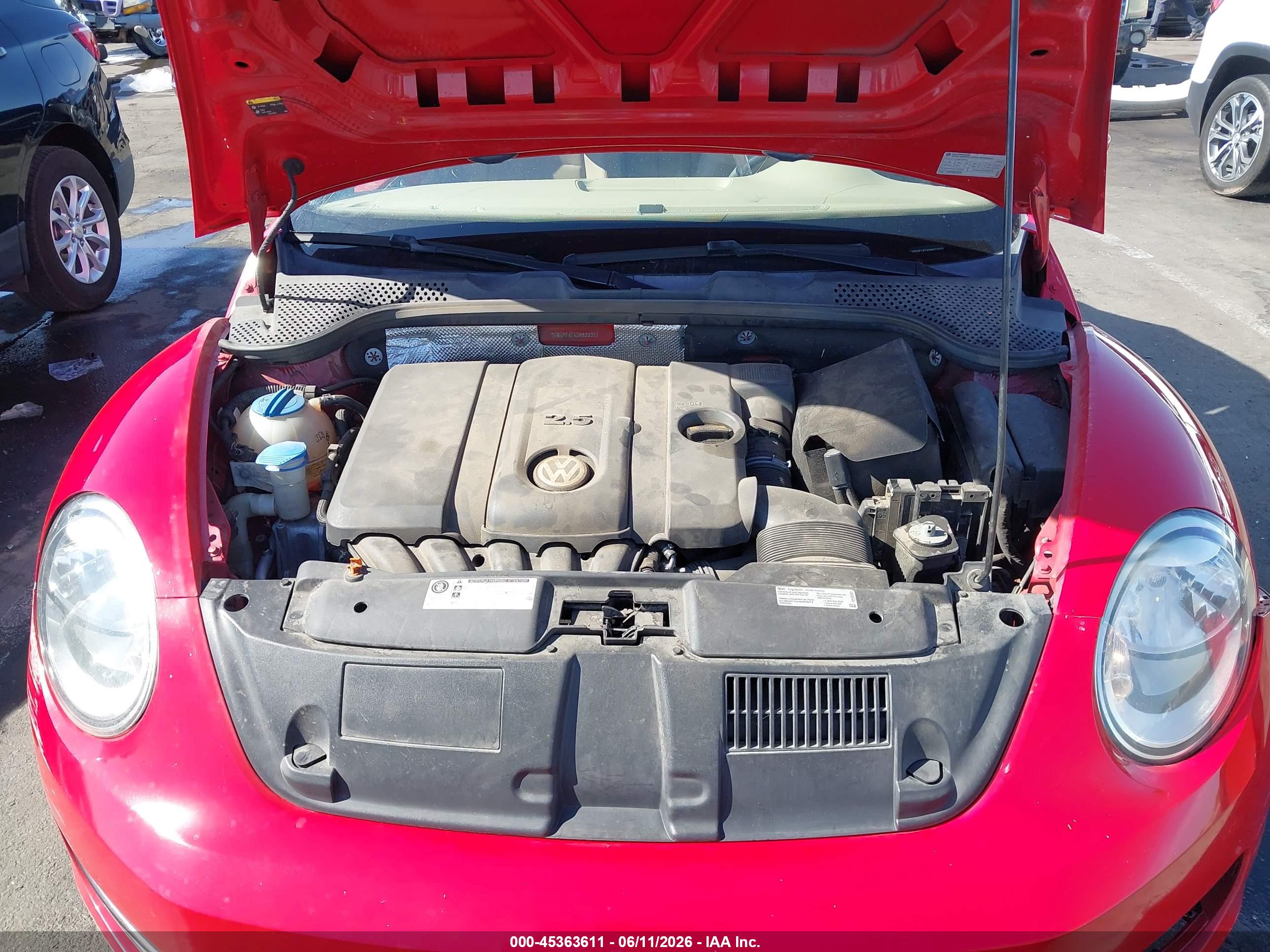VOLKSWAGEN BEETLE image 10