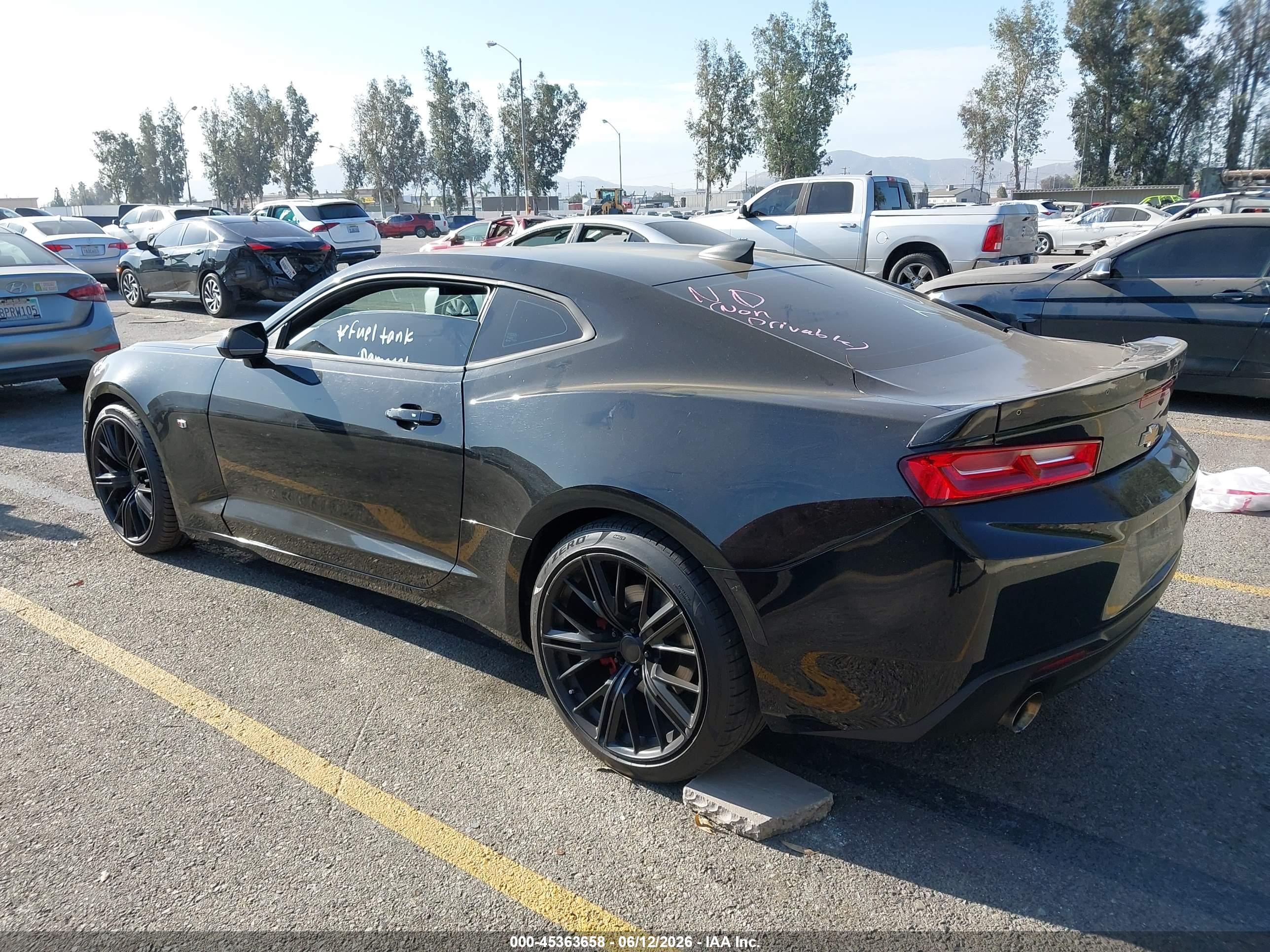 CHEVROLET CAMARO image 3