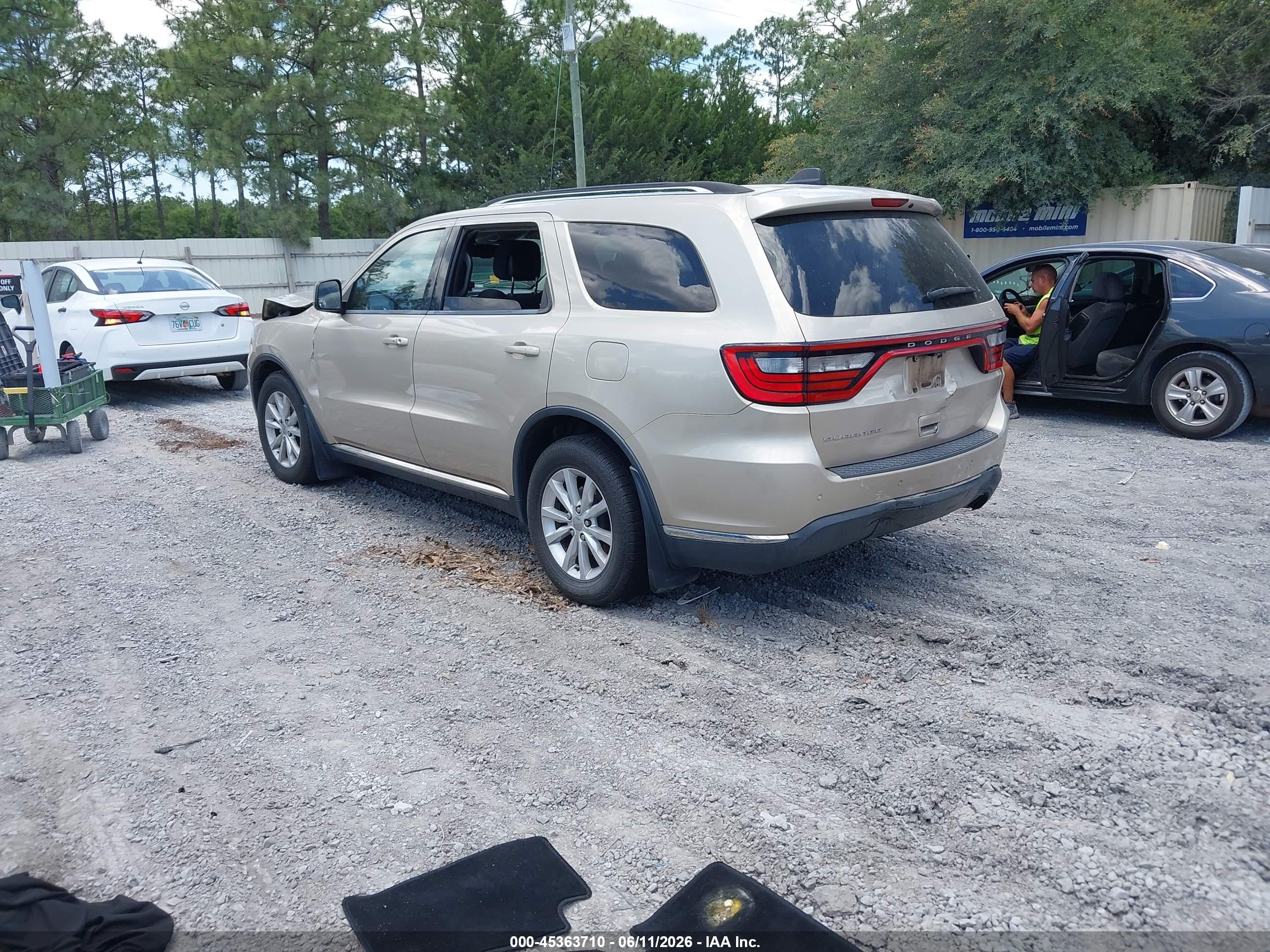 DODGE DURANGO image 3