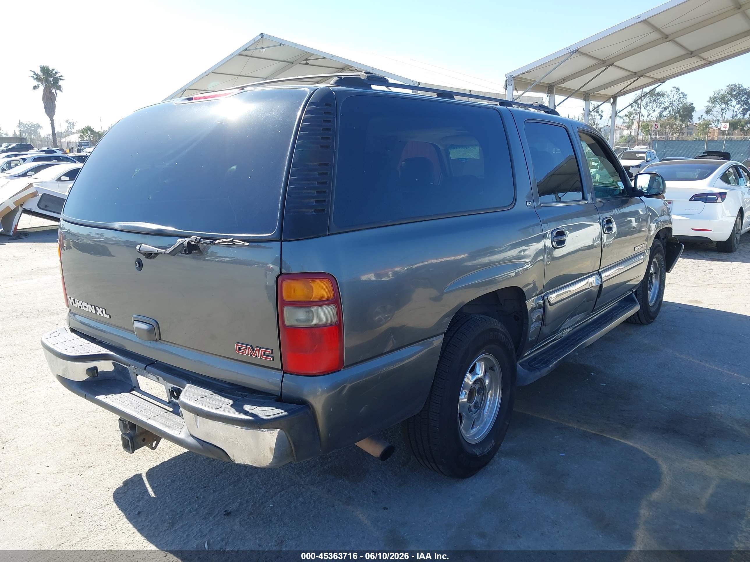 GMC YUKON image 4