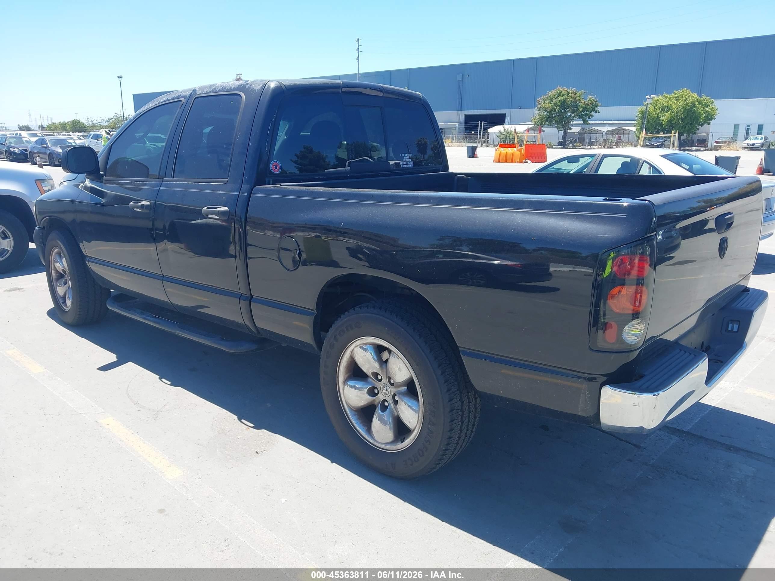 DODGE RAM image 3