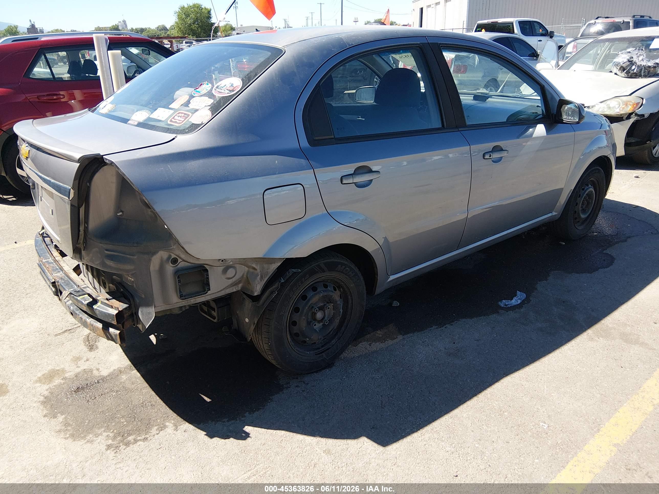 CHEVROLET AVEO image 4