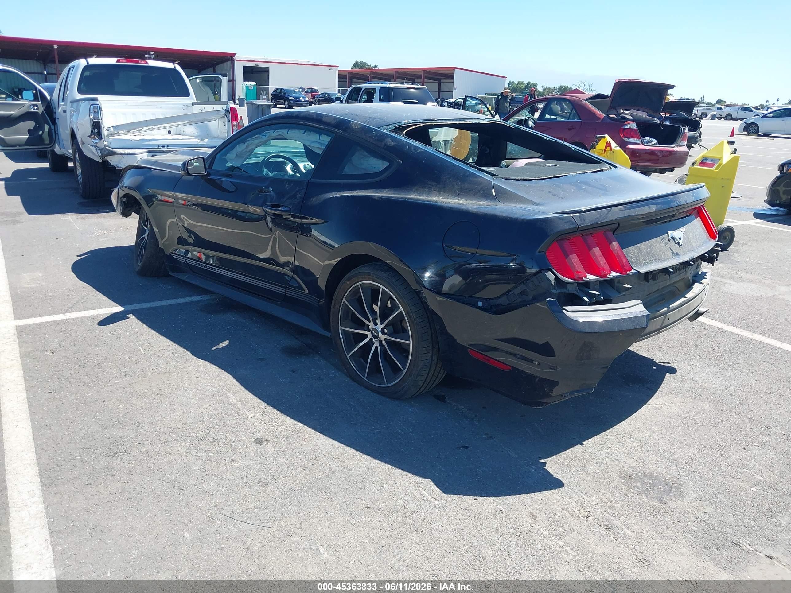 FORD MUSTANG image 3