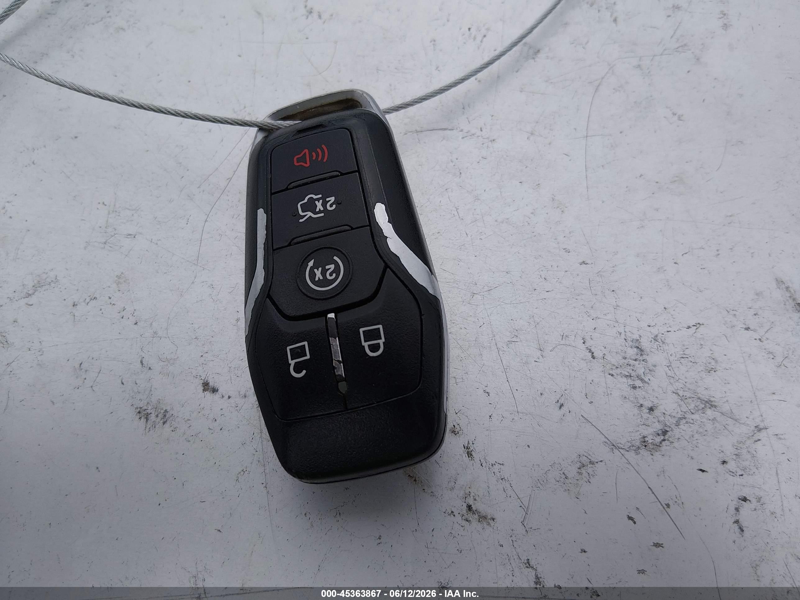 FORD MUSTANG image 11