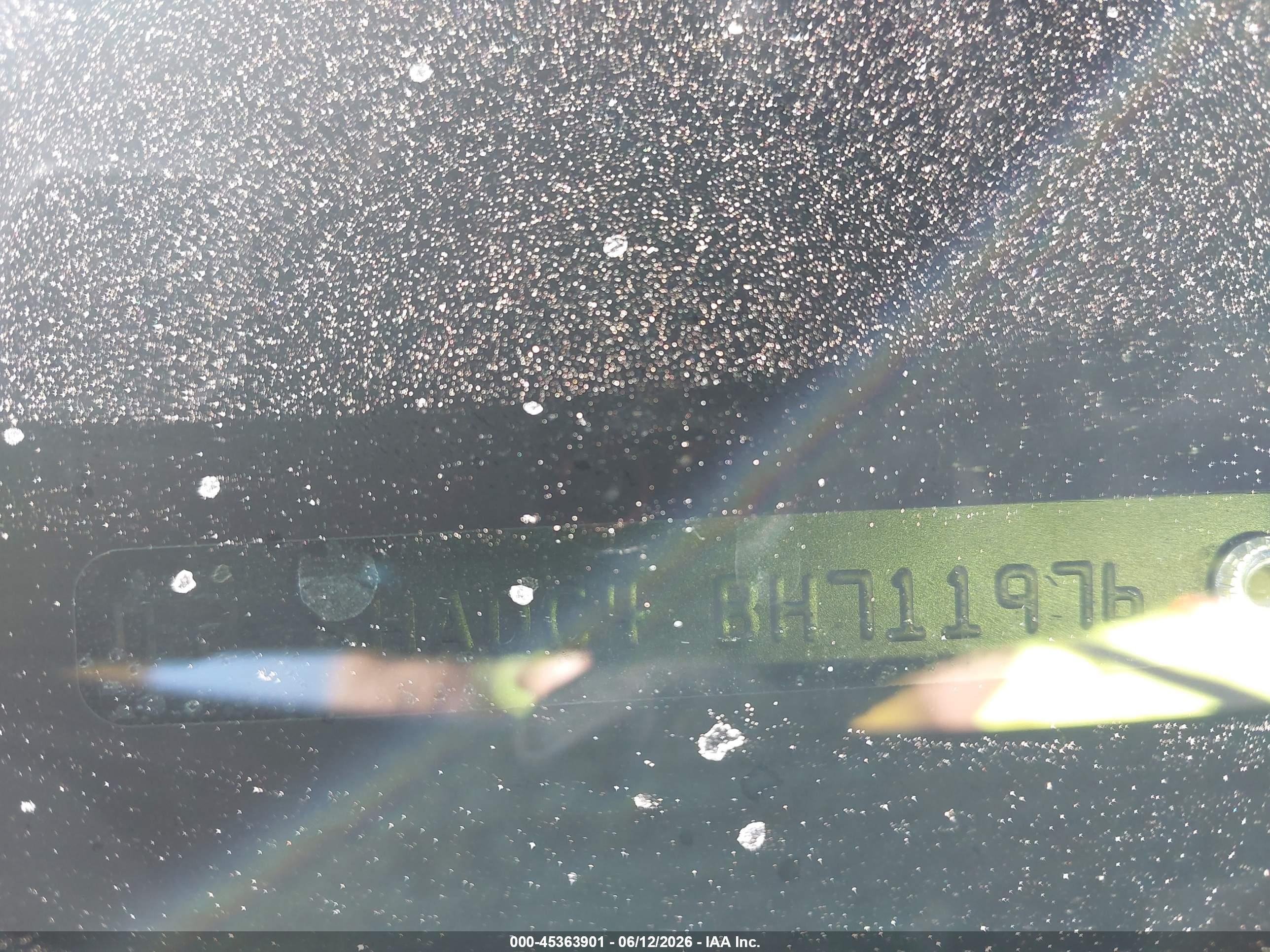 SUBARU FORESTER image 9