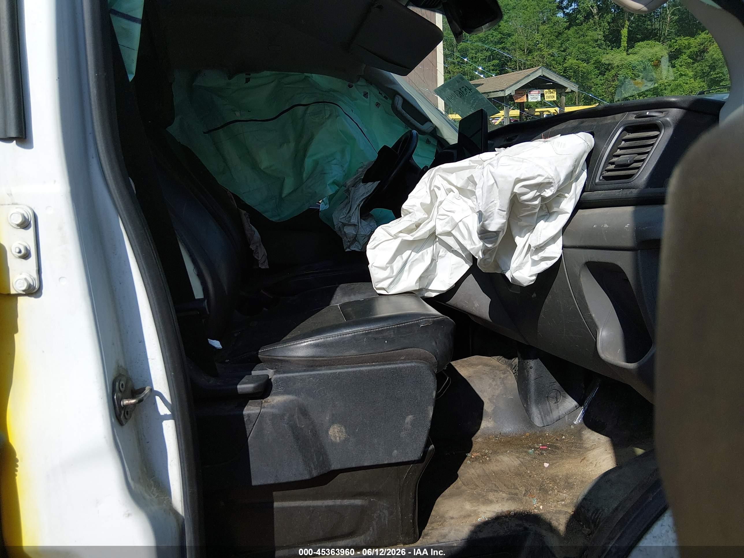 FORD TRANSIT-250 image 5